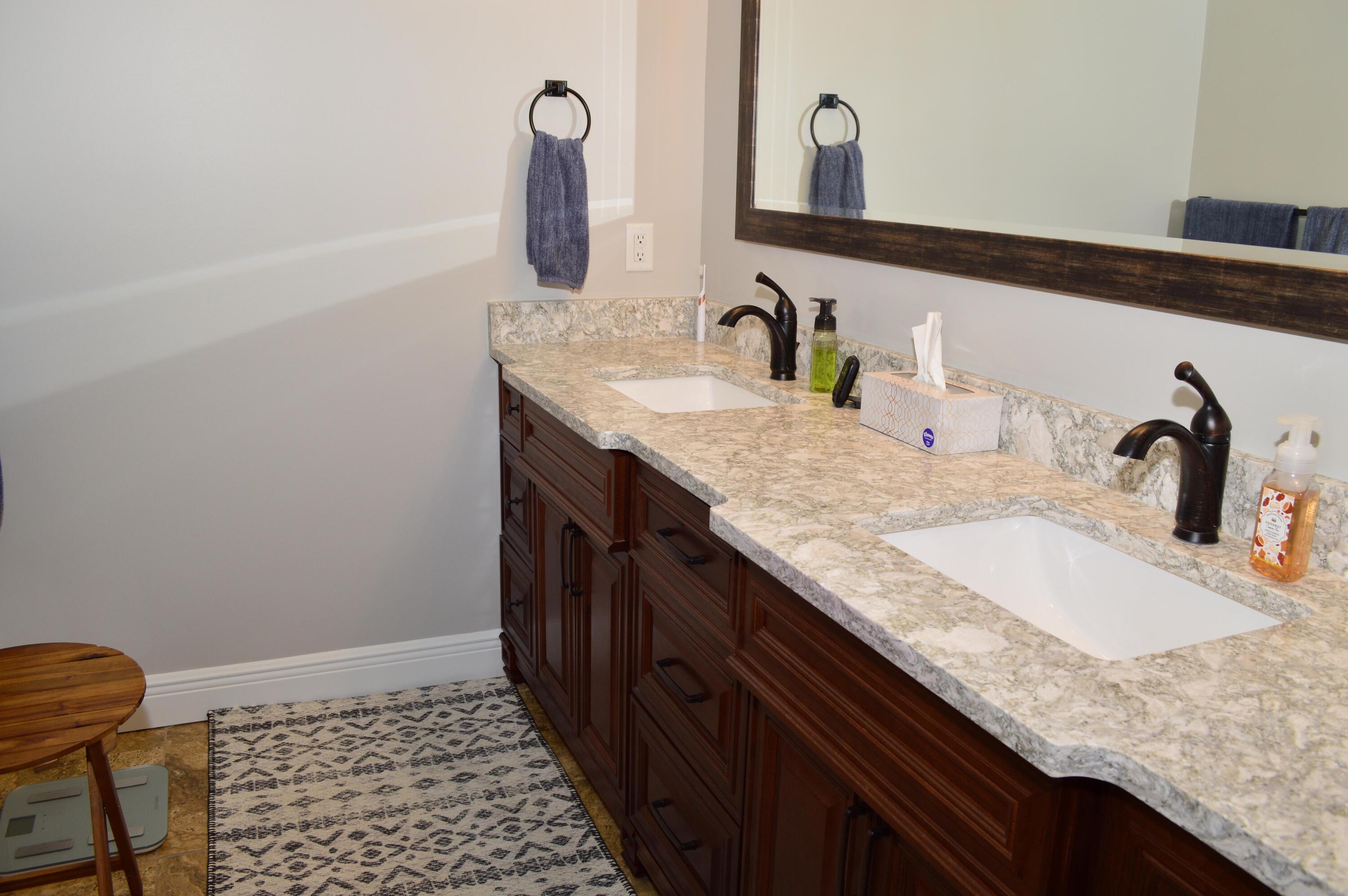 DERBY WOODS - Residential