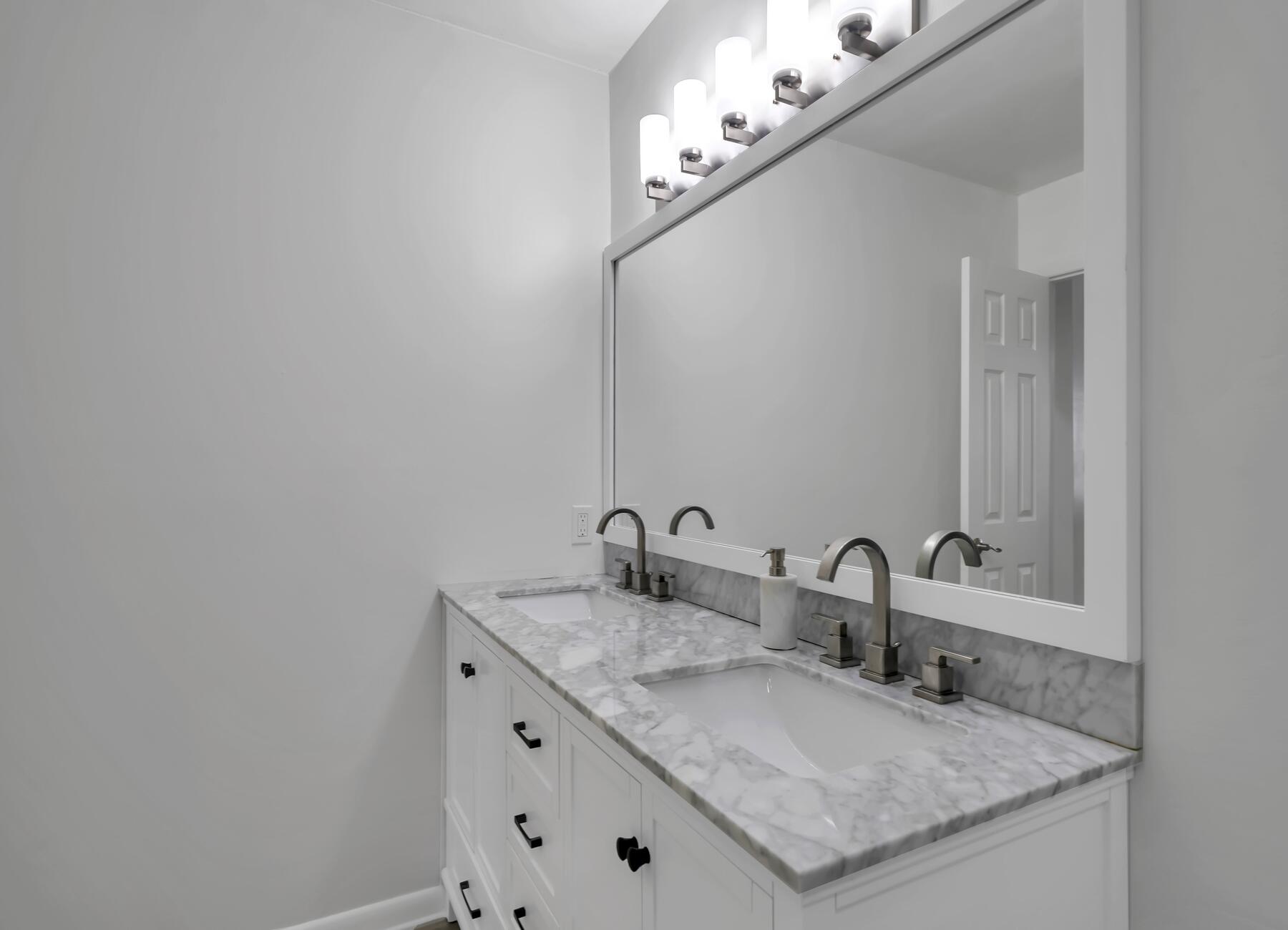 NAUTICAL WAY - Residential