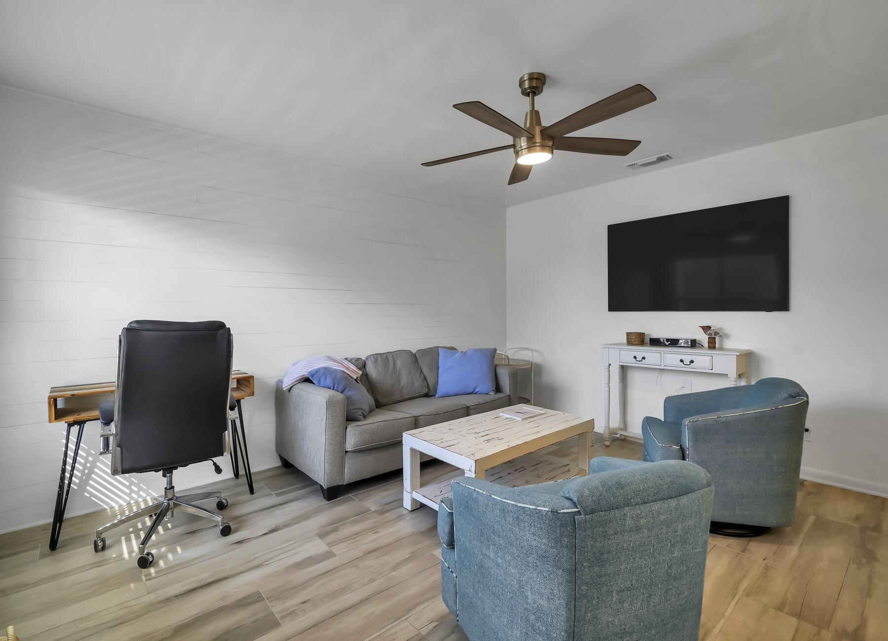 NAUTICAL WAY - Residential