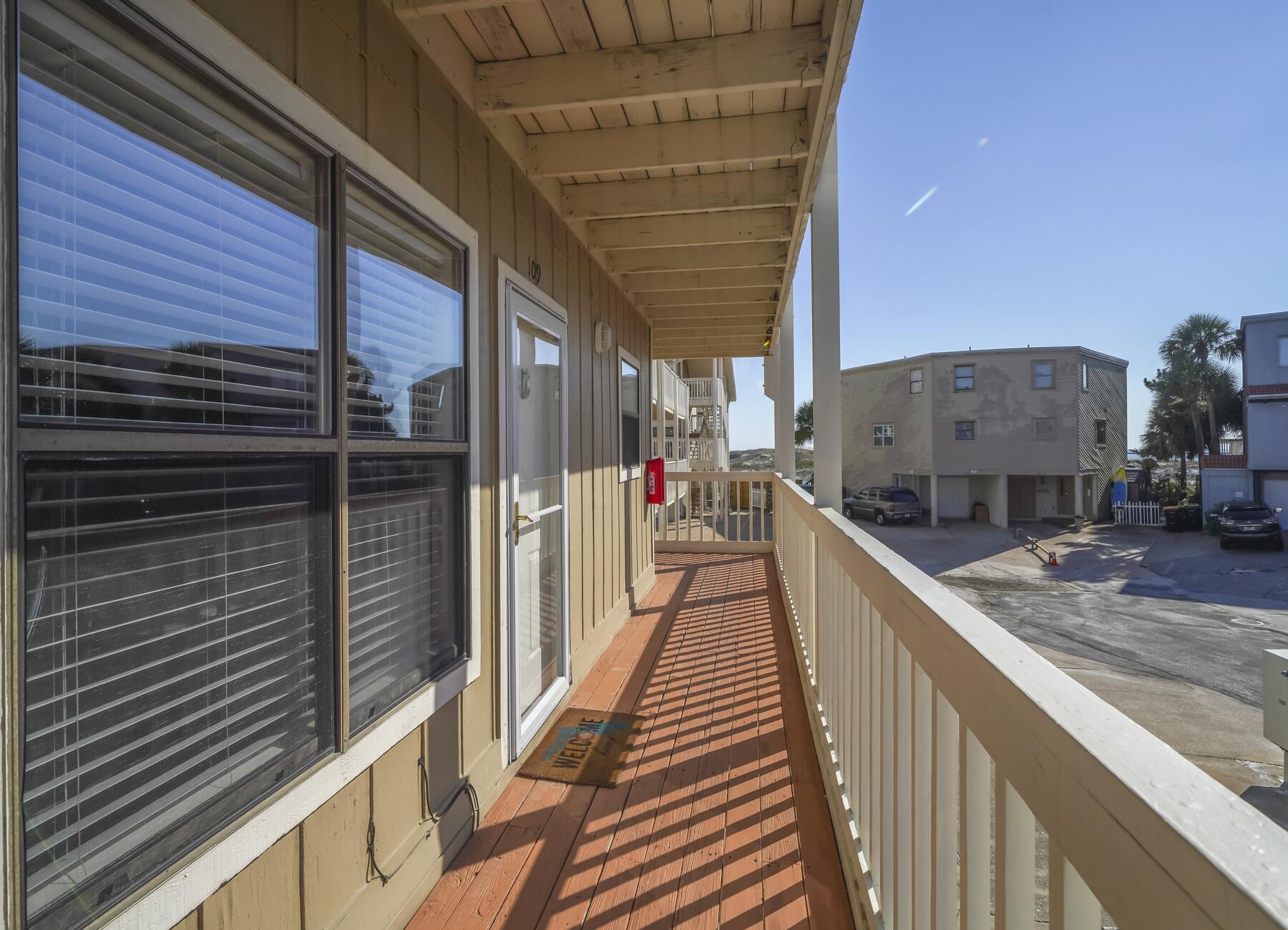 NAUTICAL WAY - Residential