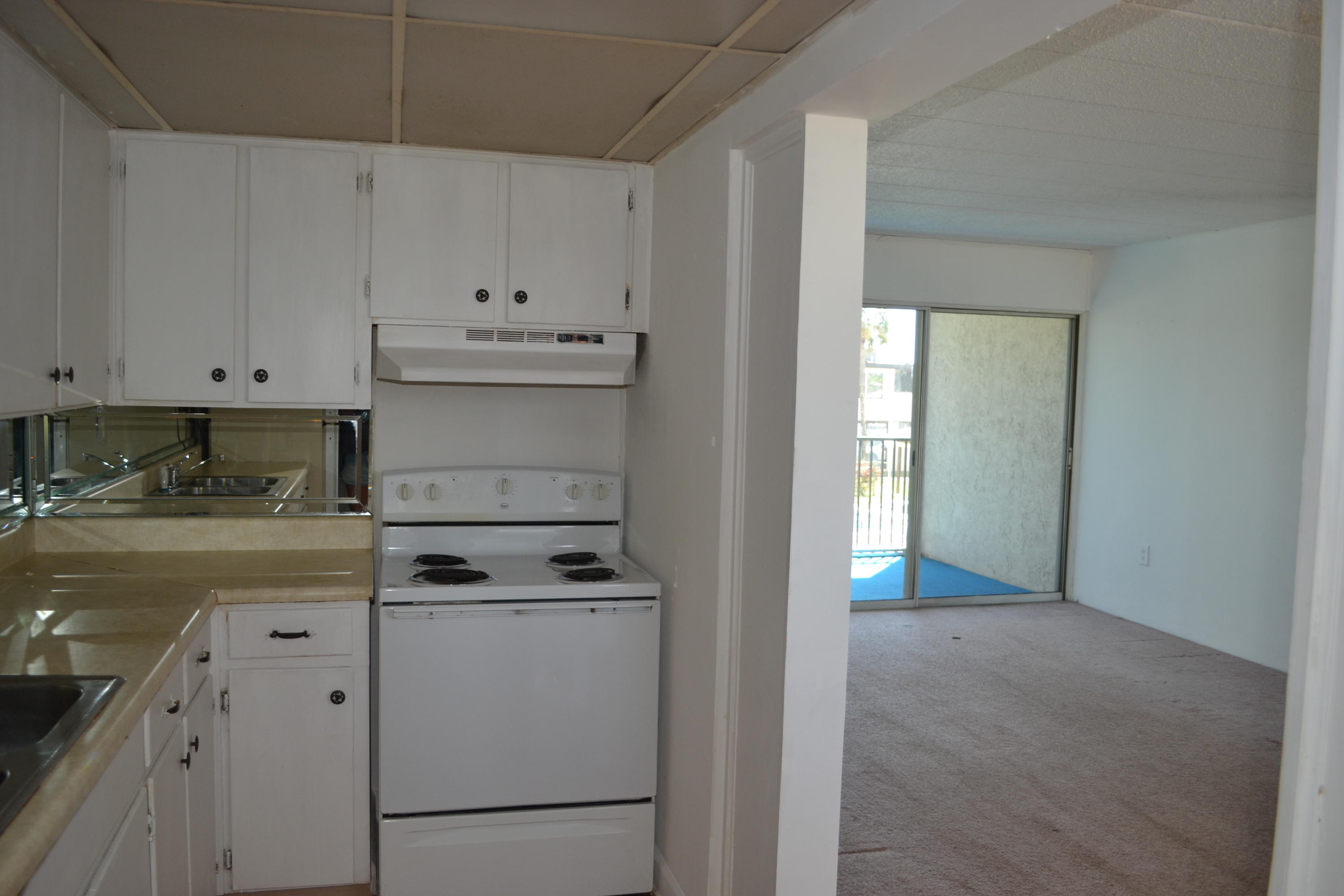 Sea Palm Condominiums - Residential