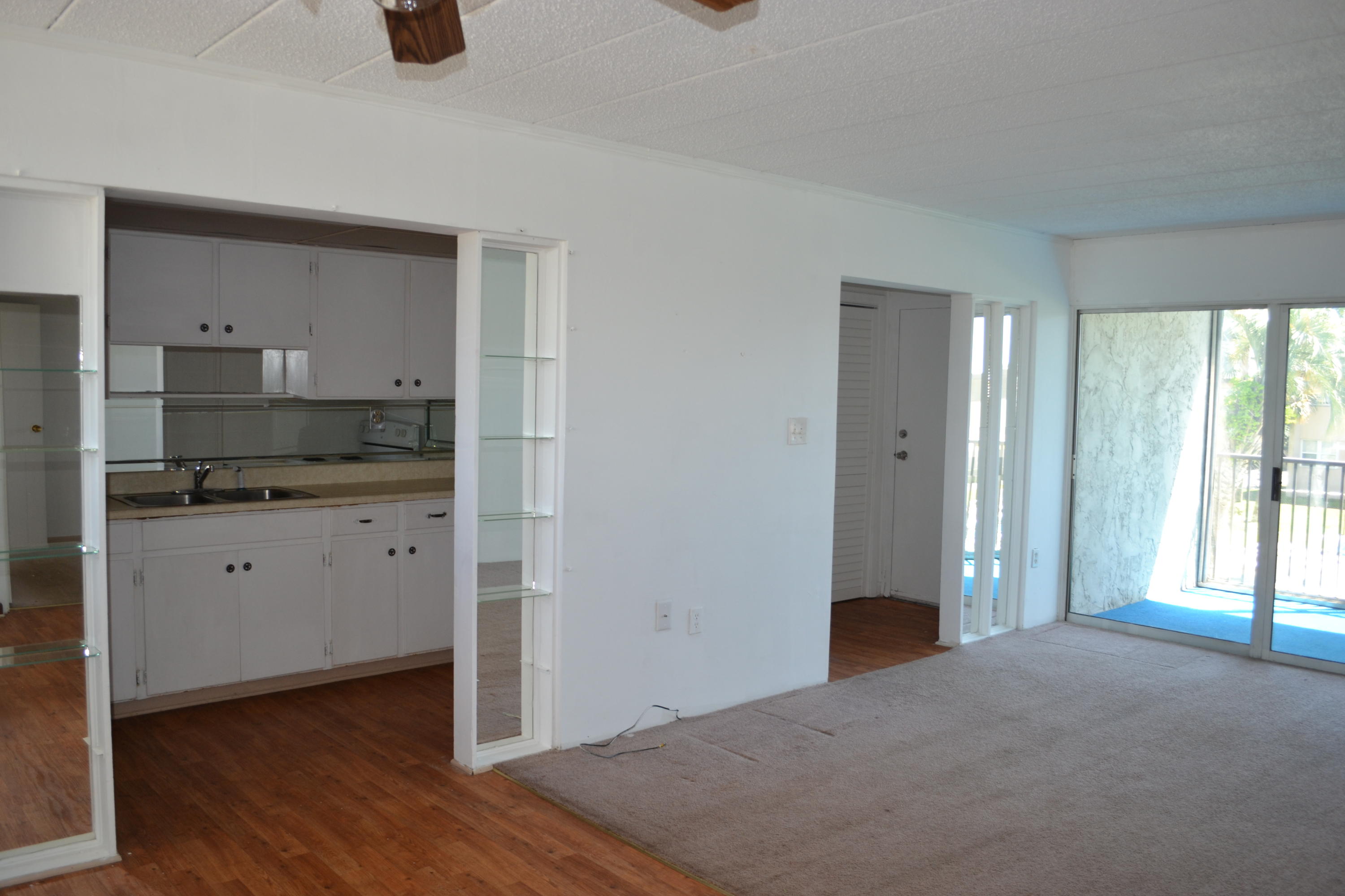 Sea Palm Condominiums - Residential