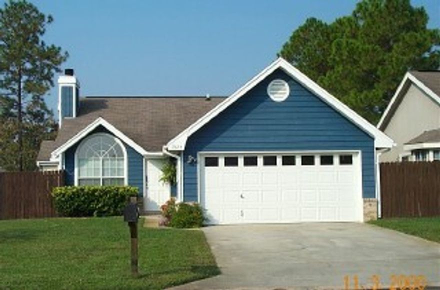Immaculate 3 bedroom home close to the Community College. Good size bedrooms, Formal Dining Room. Living Room with Fireplace. Arched doorways. Large corner lot with lush landscaping. Call today for an appointment to view. Available 11/10/2015