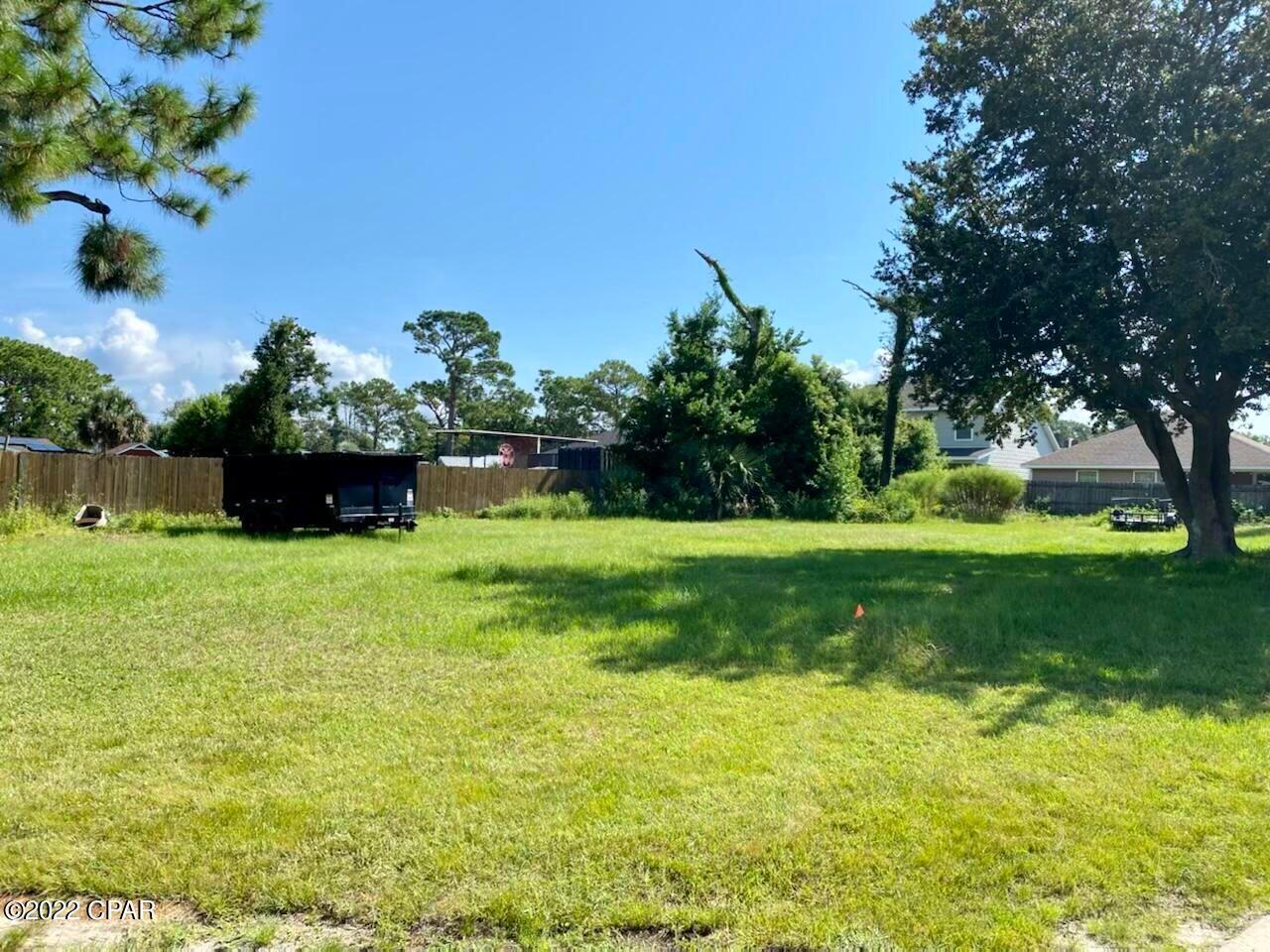 GREENWOOD HEIGHTS - Land