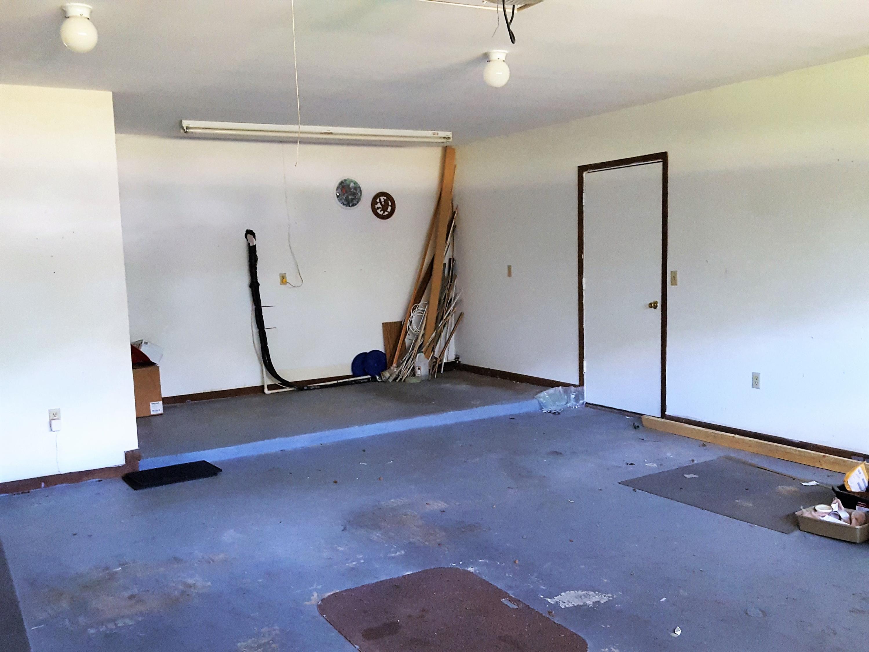 LAKESHORE GARDENS S/D - Residential