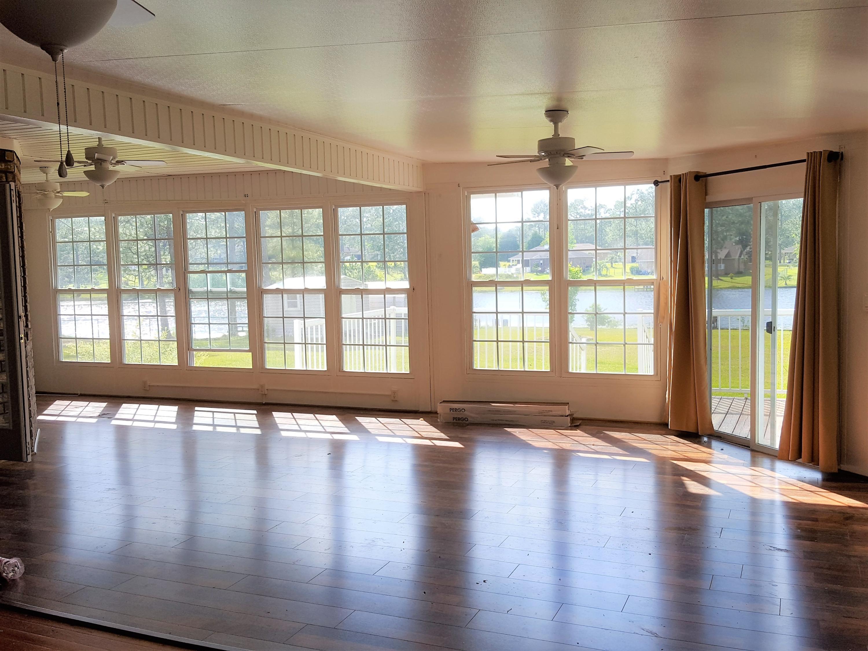 LAKESHORE GARDENS S/D - Residential