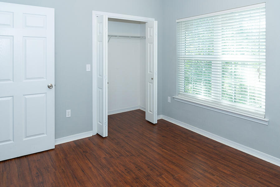 MERIDIAN SQUARE T/H - Residential Lease