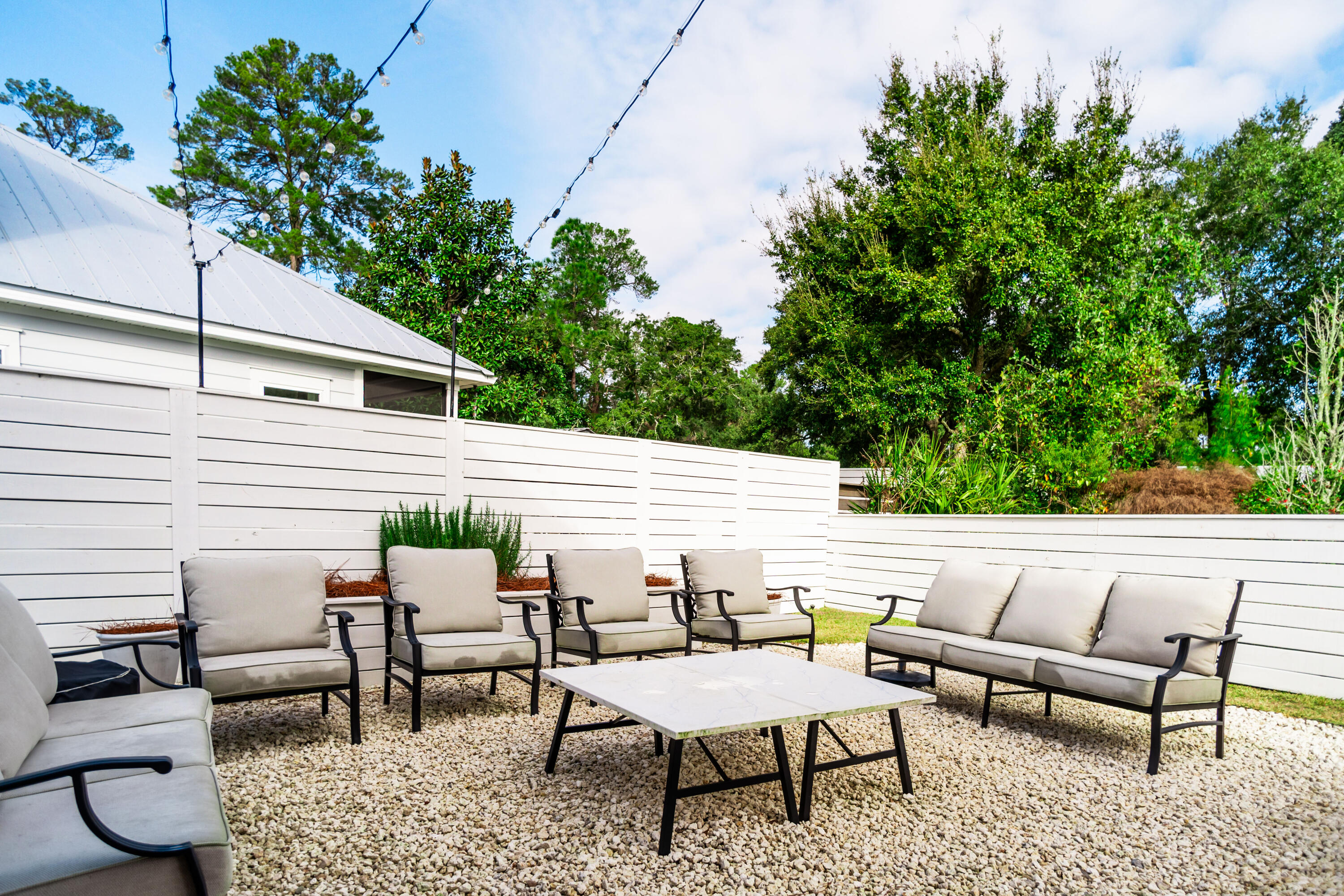 Daxton on the Bay - Residential