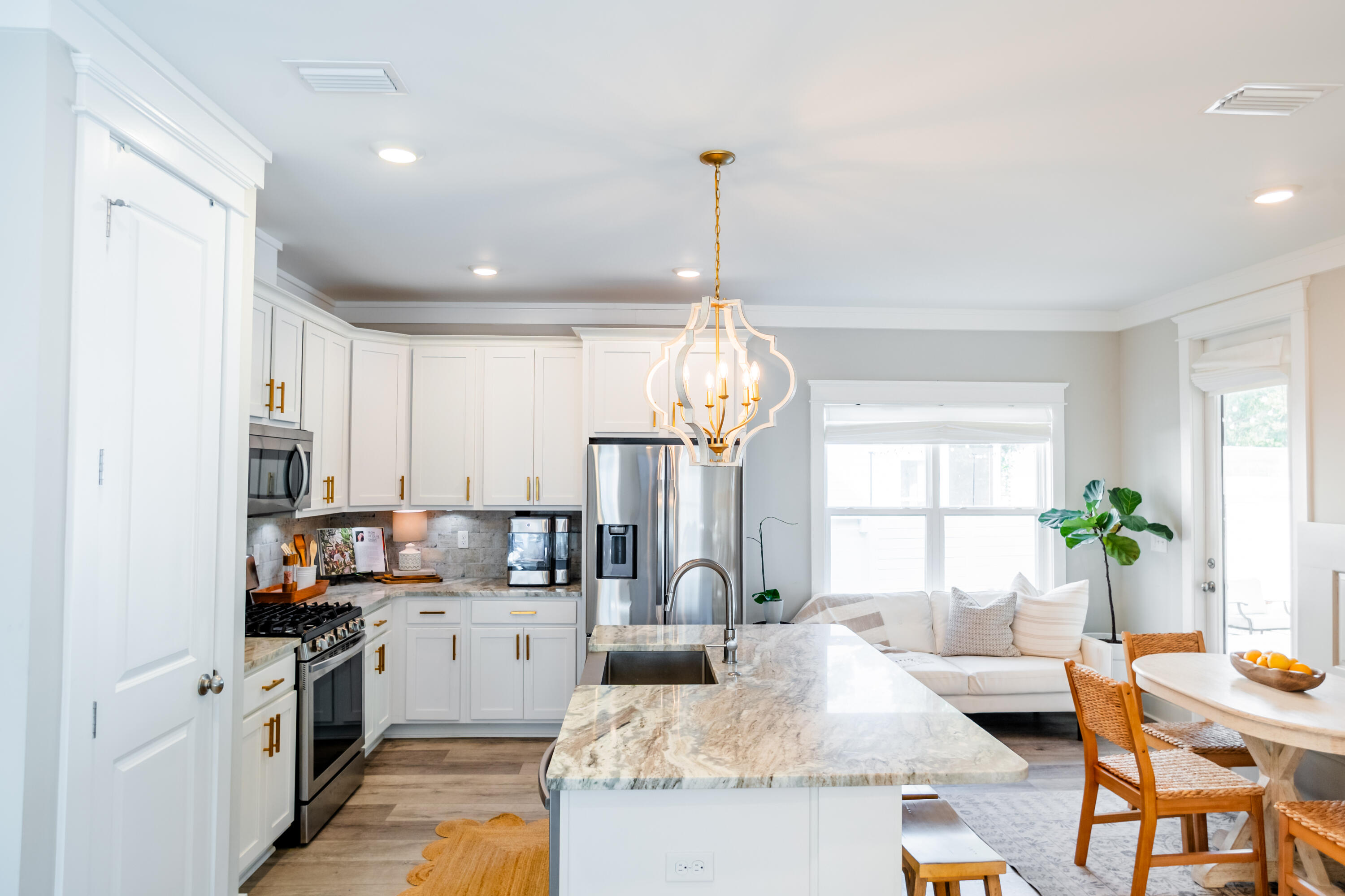 Daxton on the Bay - Residential