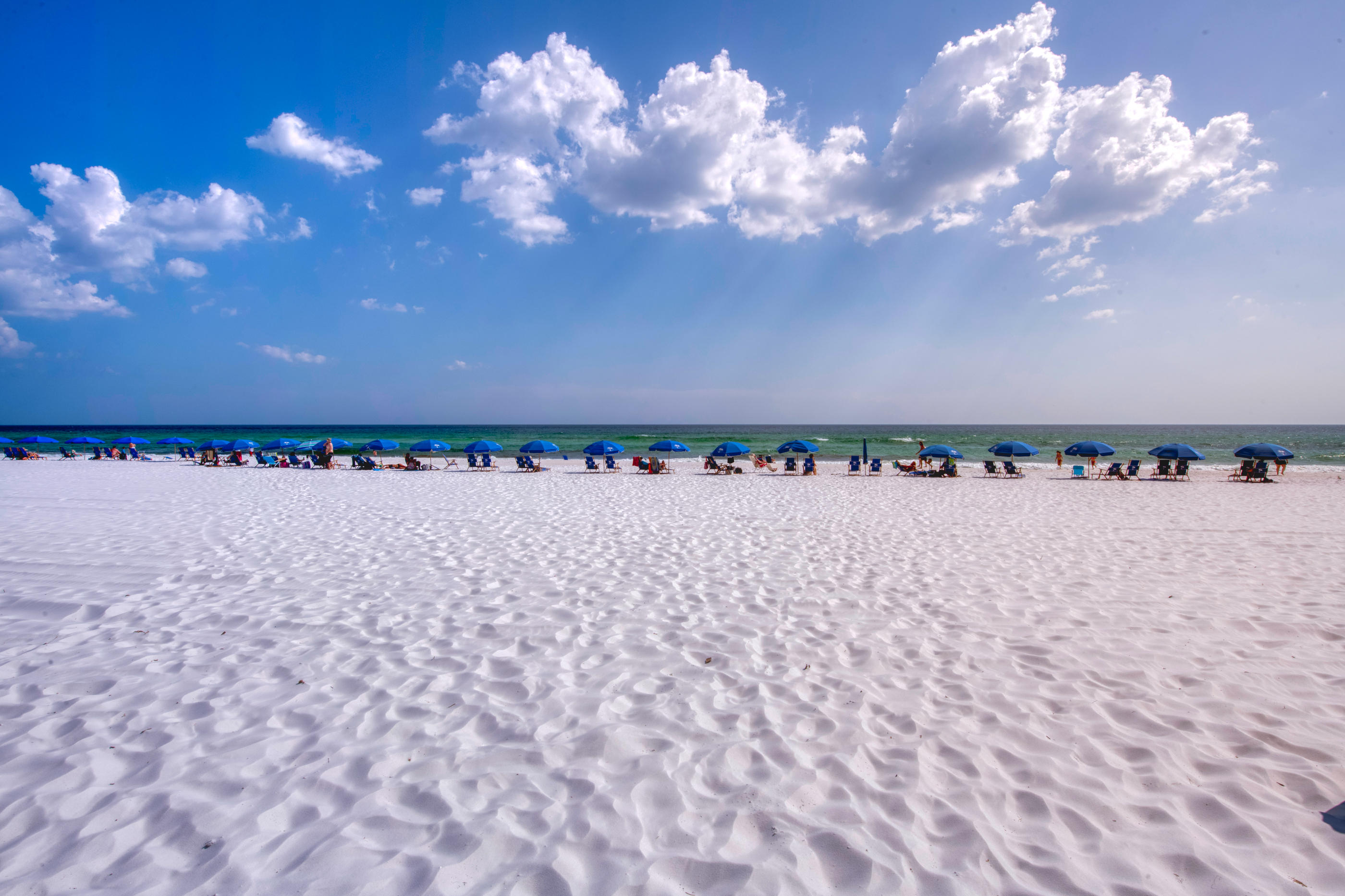 DESTIN BEACH CLUB - Residential