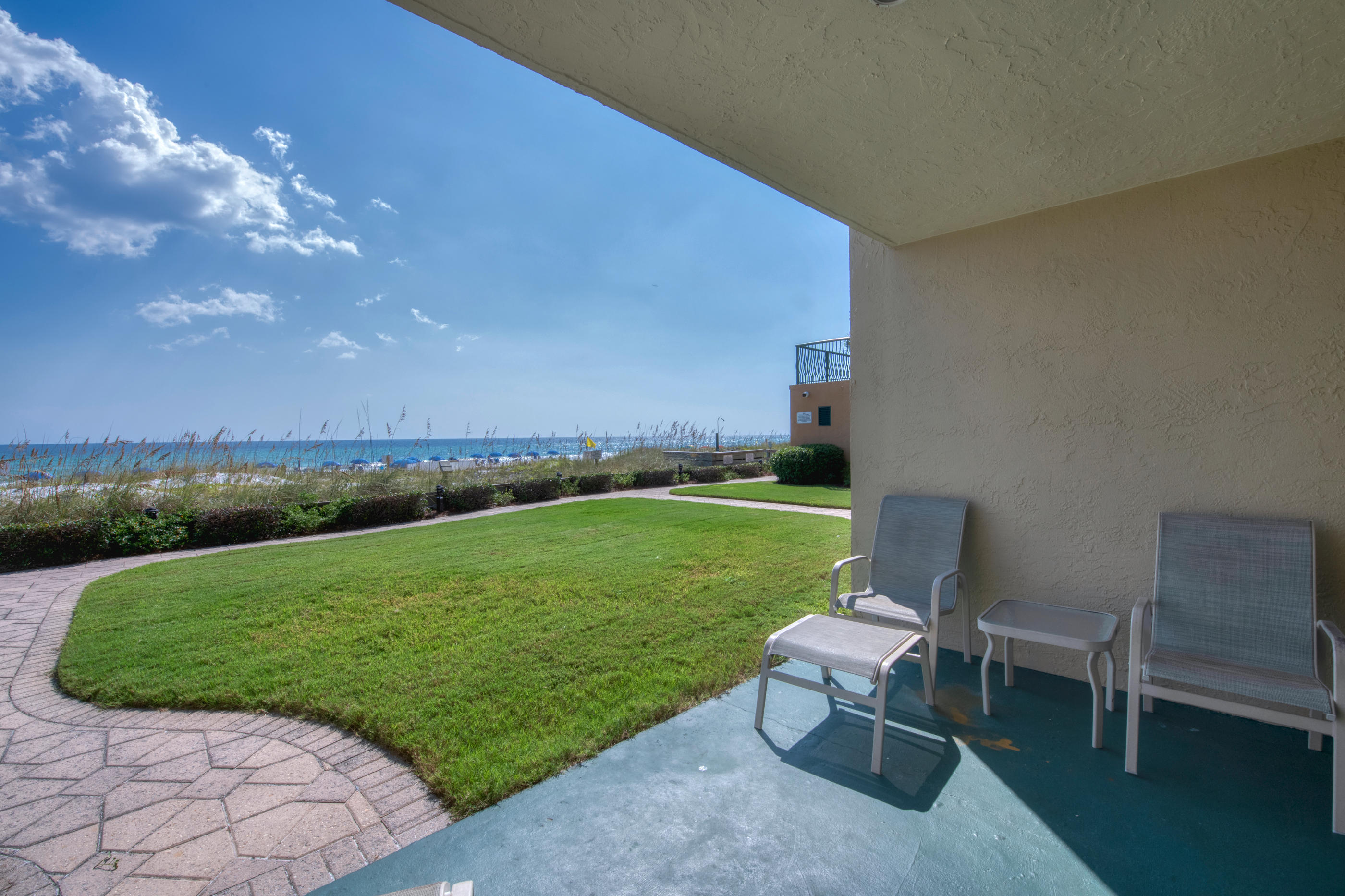 DESTIN BEACH CLUB - Residential