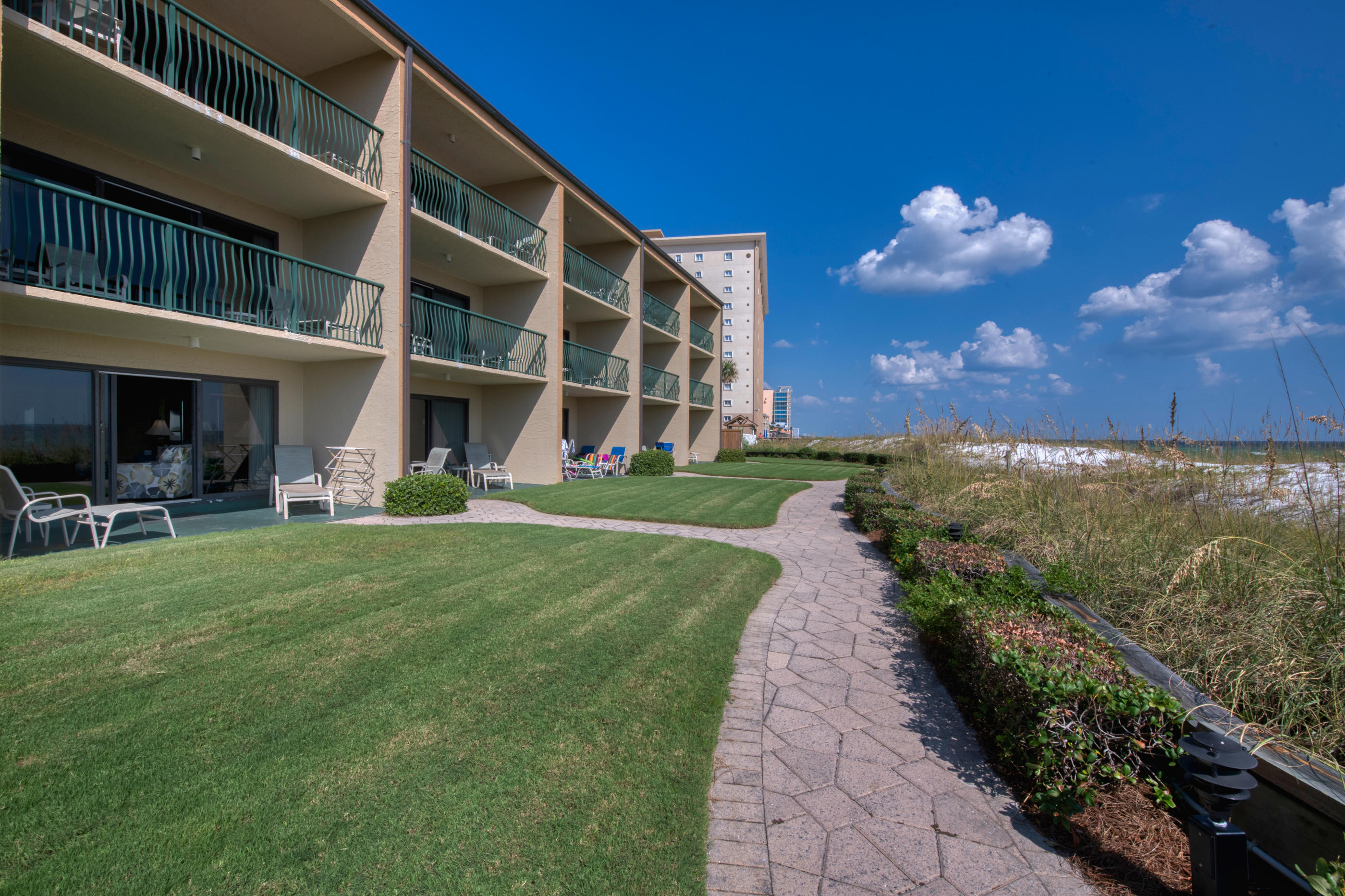 DESTIN BEACH CLUB - Residential