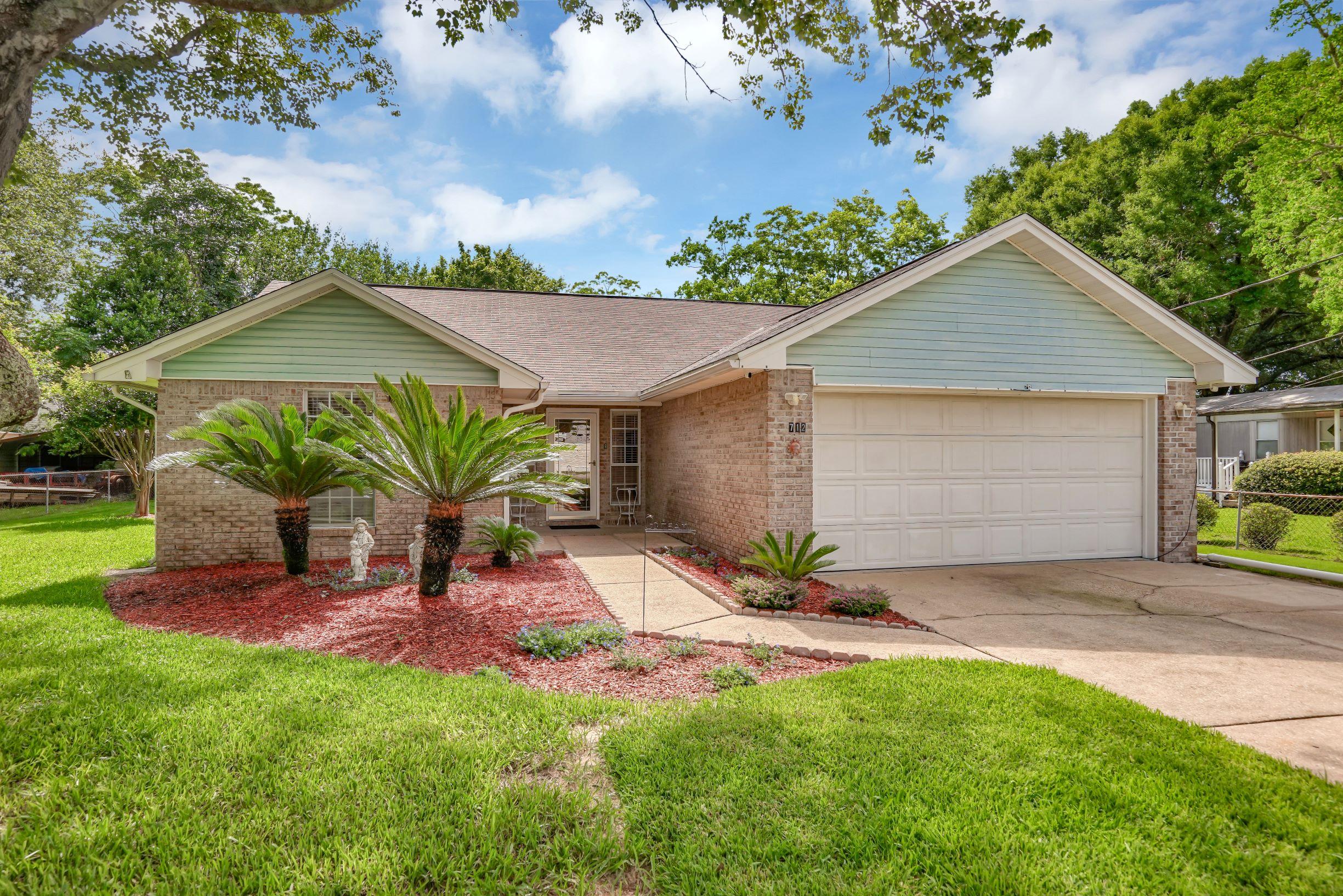 Call today to see this beautiful, well maintained, one owner, centrally located home in Fort Walton Beach. Great location close to shopping as well as Eglin and Hurlburt Field Air Force Bases. This 1622 sf, 3 bedroom, 2 bathroom home also includes a 288 sf Florida room that is heated and cooled. The home was newly updated in 2018 to include new paint on all walls, trim and doors; popcorn ceilings removed, knock down added and professionally spray painted; new bathroom and kitchen fixtures; new paint and hardware on kitchen and bathroom cabinets; all new light fixtures and ceiling fans; new hardware on all doors; new carpet; and all tile grout cleaned, recolored and sealed. Outside you will find a big, beautiful, well-maintained yard with new sod, mature shrubs and trees with sprinkler