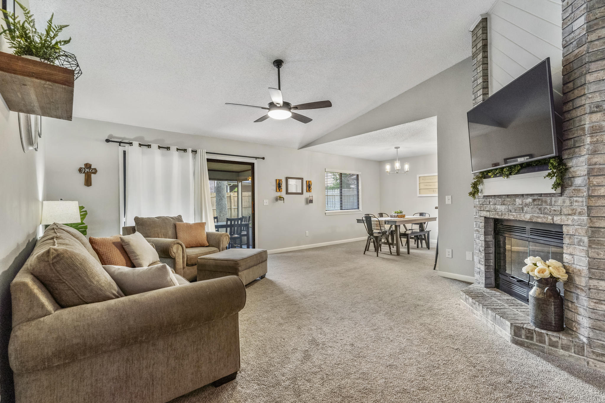 CEDAR RIDGE PH 4 - Residential