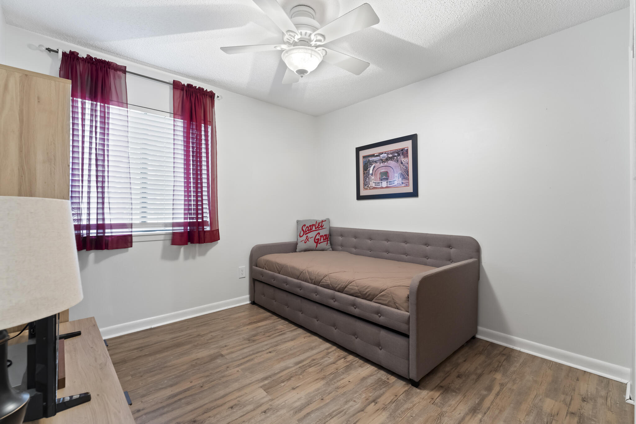 CEDAR RIDGE PH 4 - Residential