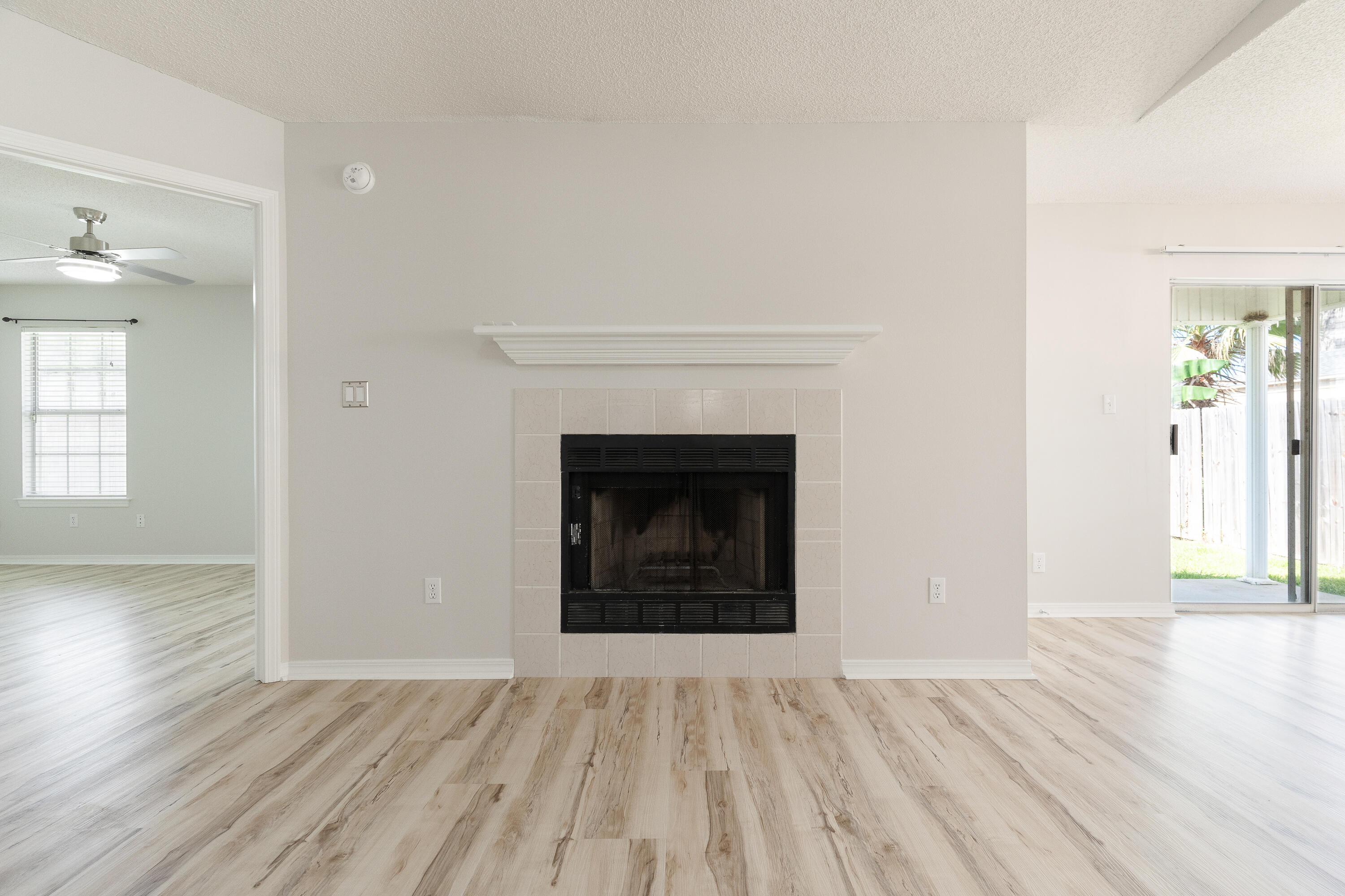 VICTORIA PARK - Residential Lease