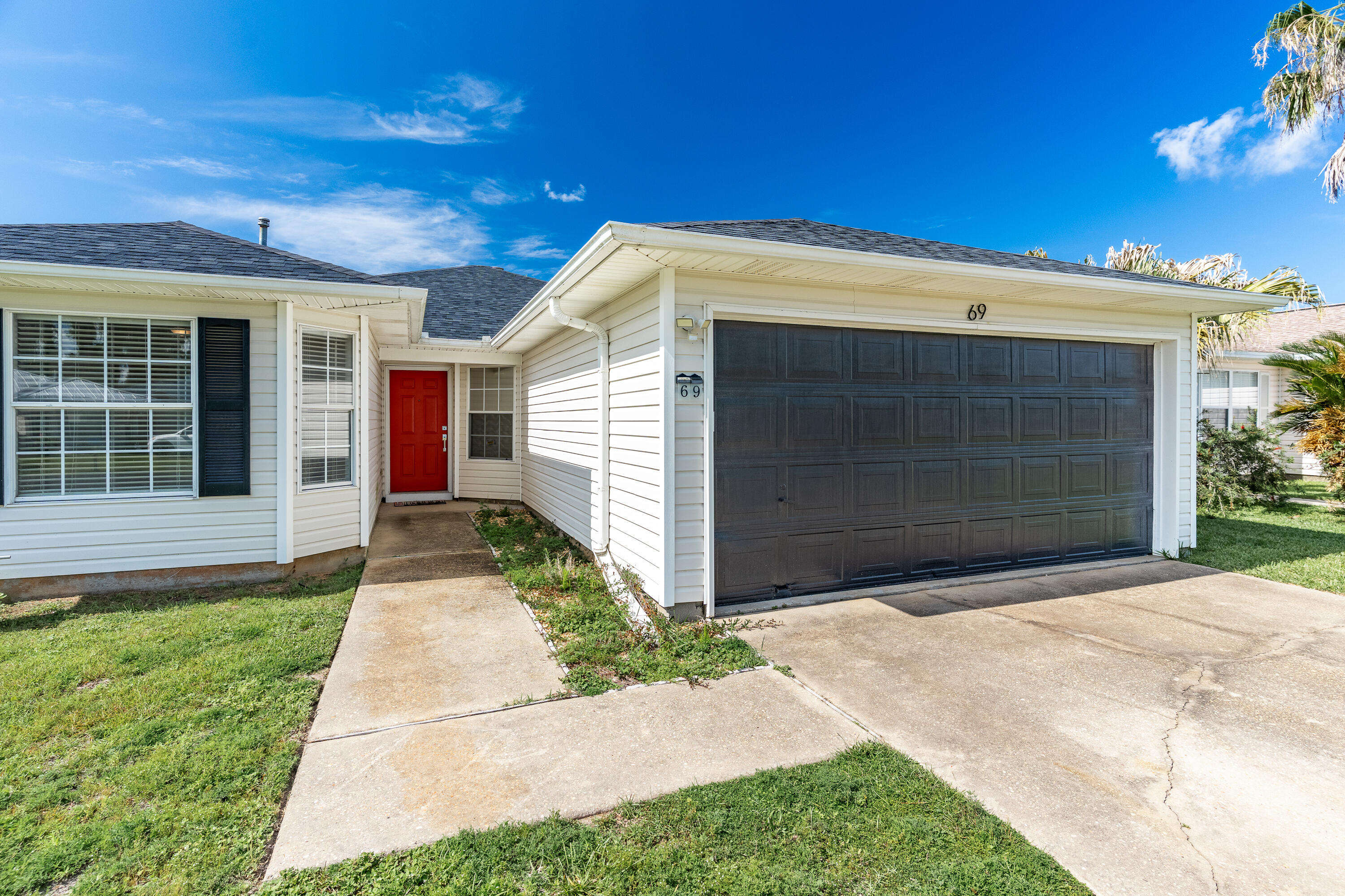 VICTORIA PARK - Residential Lease