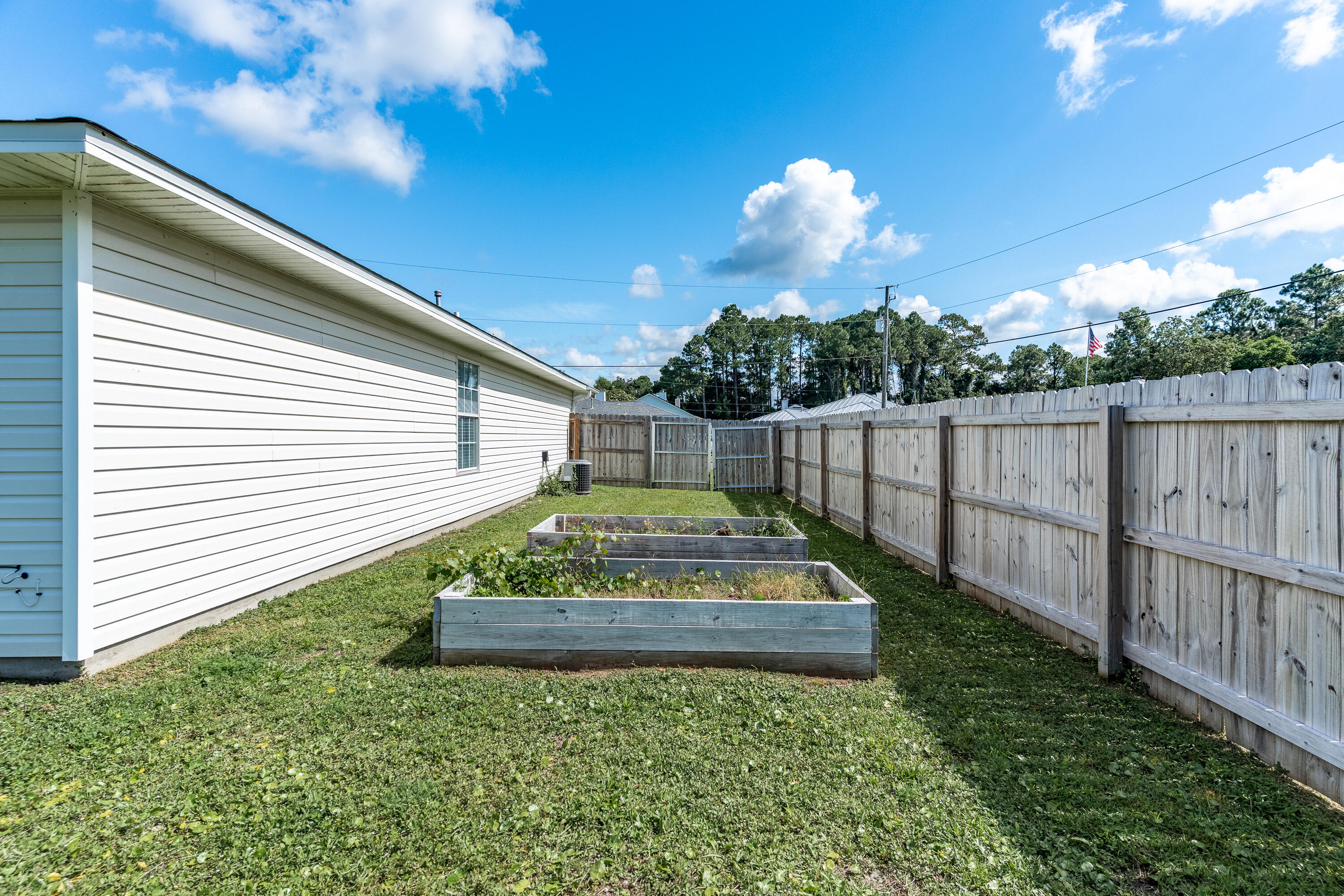 VICTORIA PARK - Residential Lease