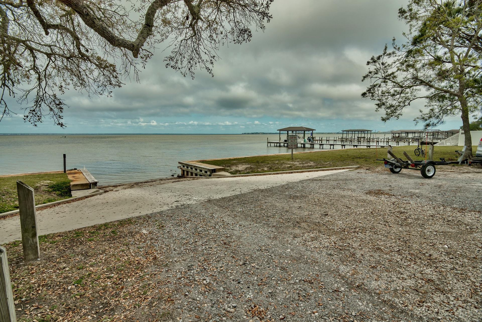 BAYSHORE GARDENS - Residential