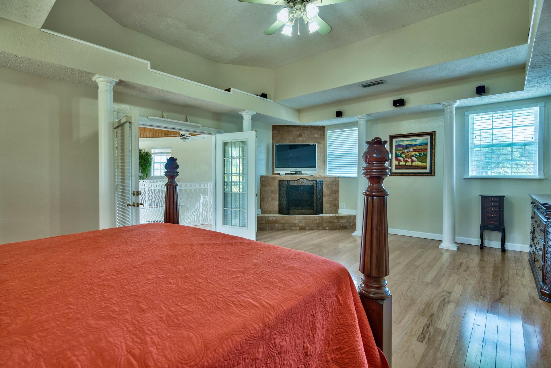 BAYSHORE GARDENS - Residential