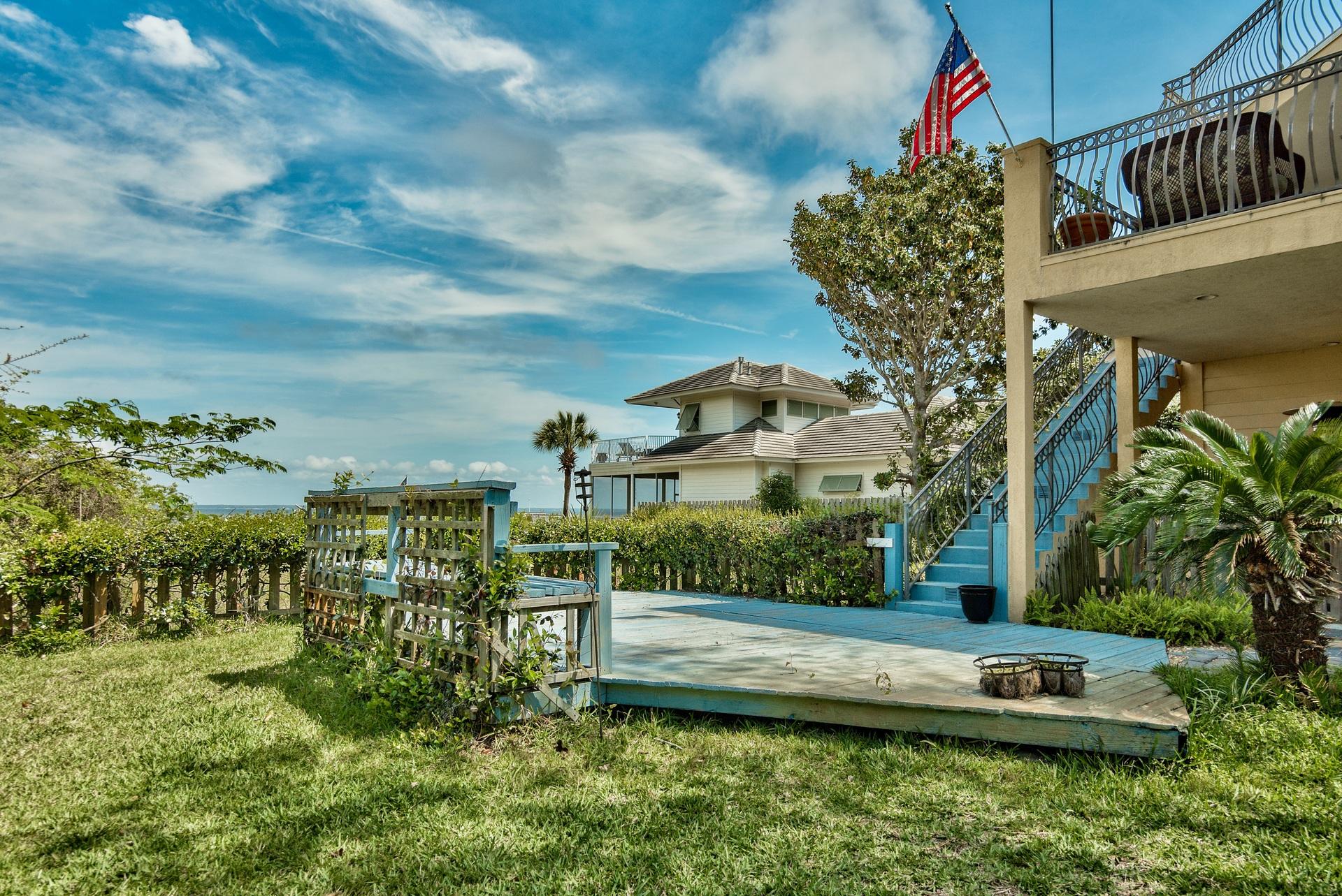 BAYSHORE GARDENS - Residential