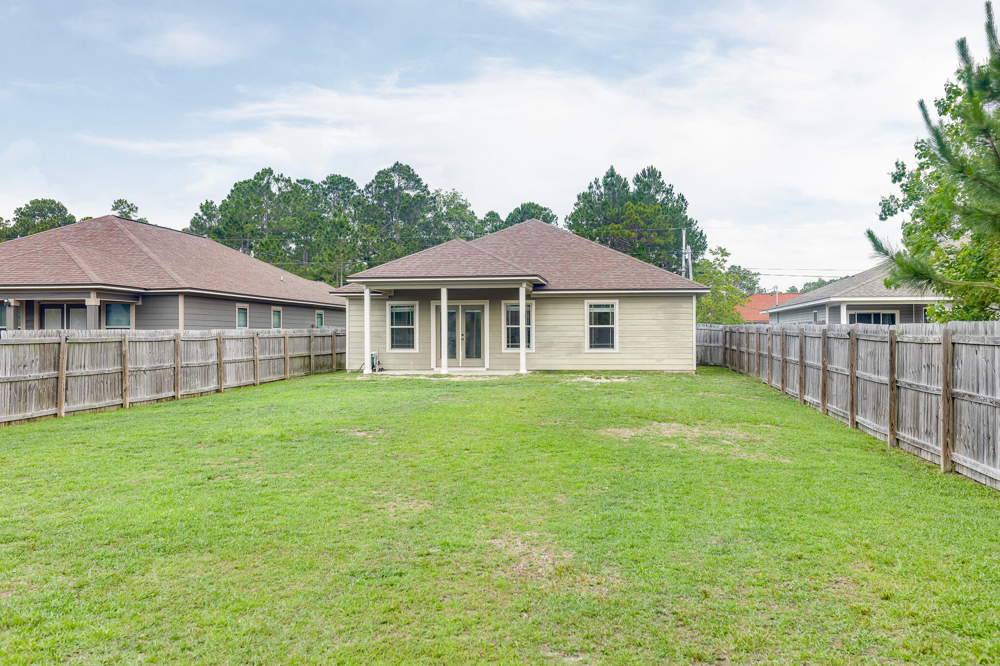 NAVARRE S/D 2ND ADDN - Residential