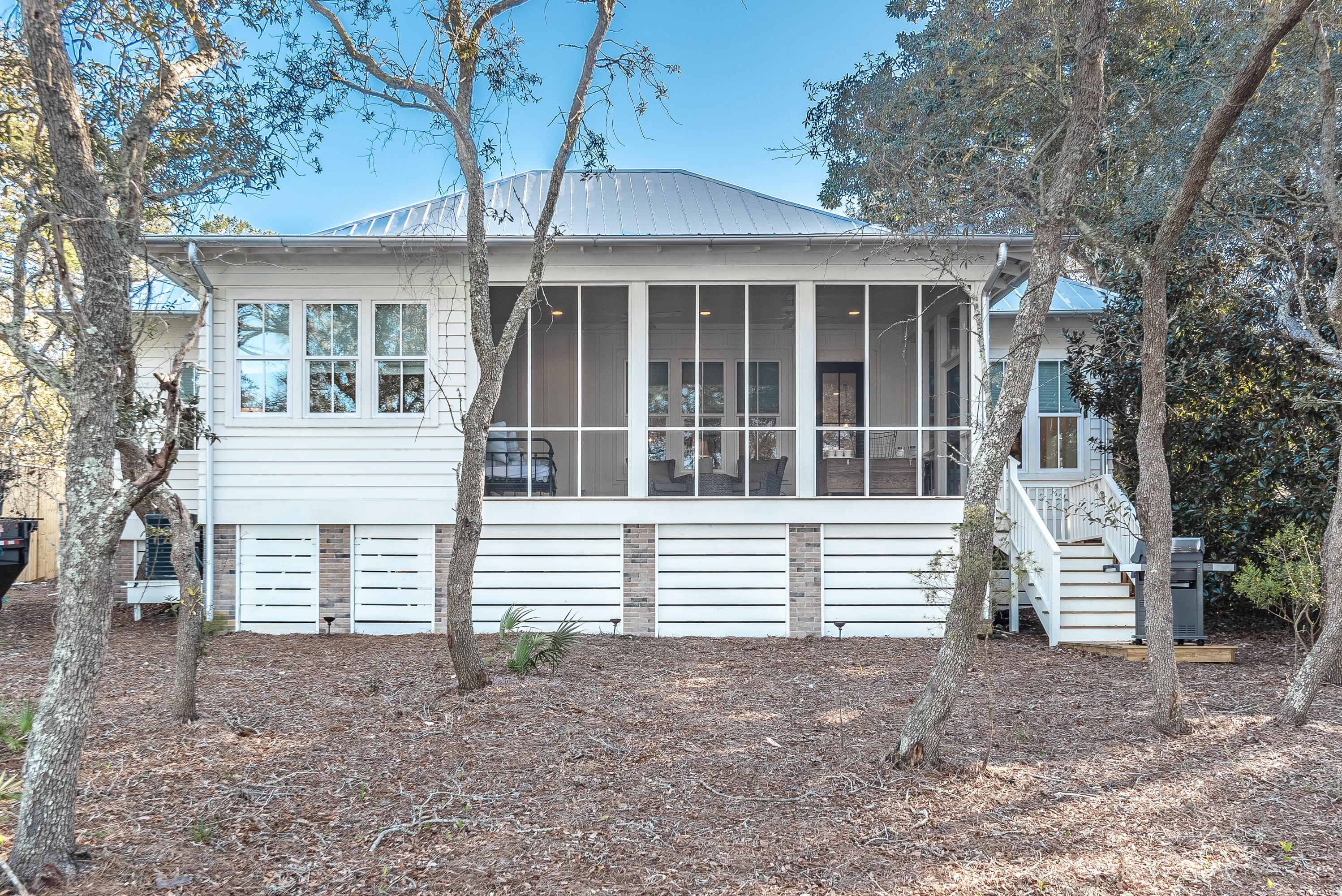 NO RECORDED SUBDIVISION - Residential