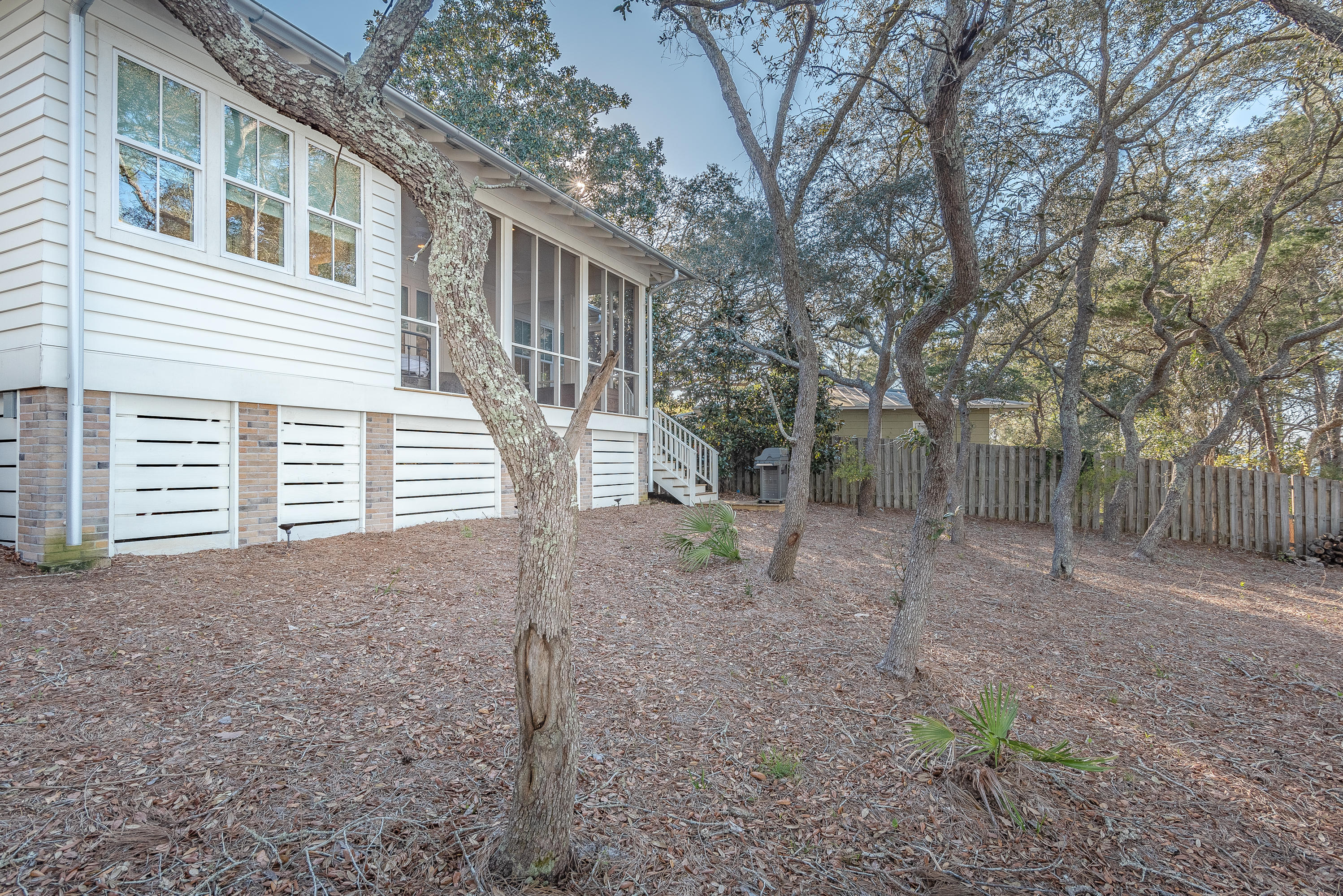 NO RECORDED SUBDIVISION - Residential