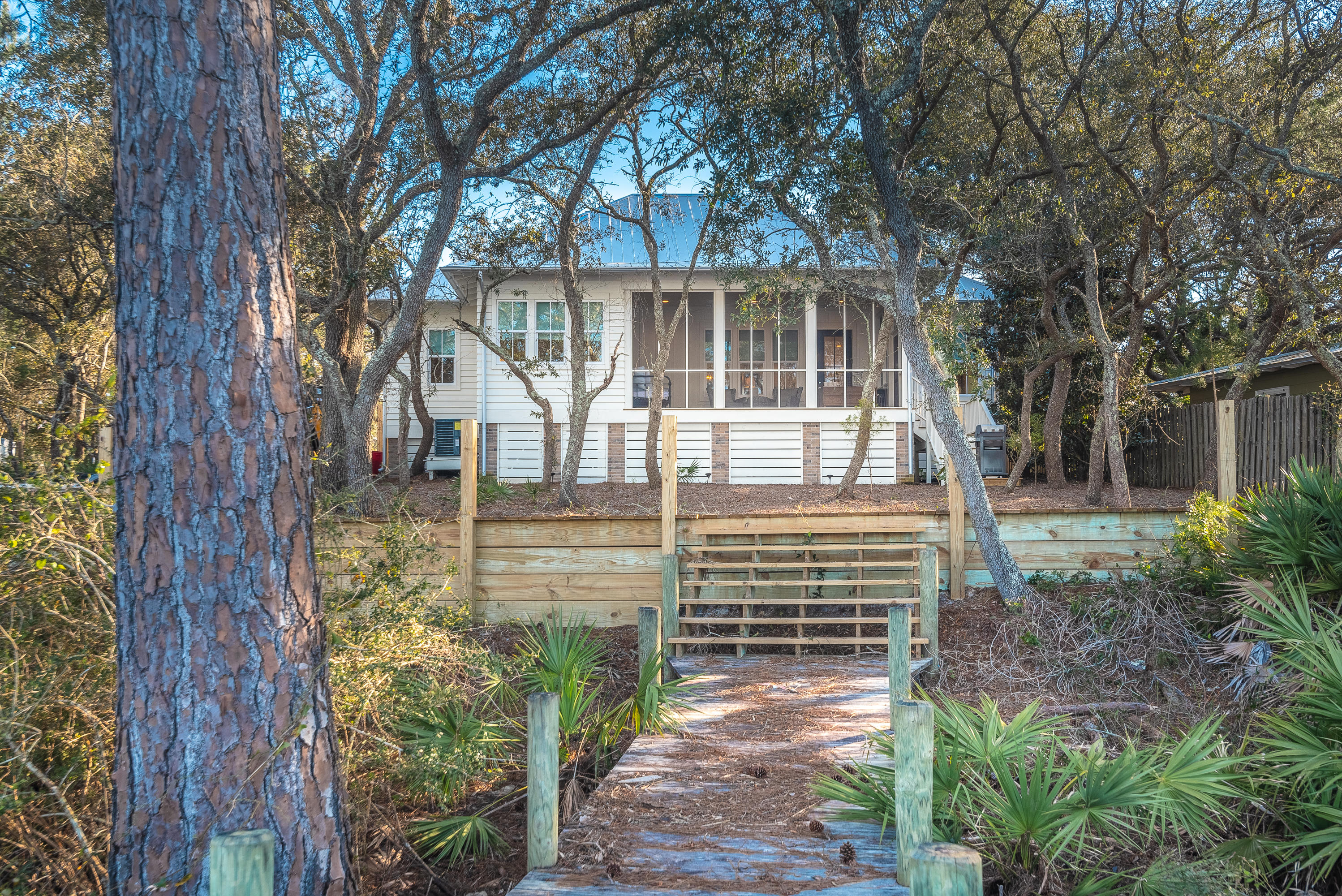 NO RECORDED SUBDIVISION - Residential