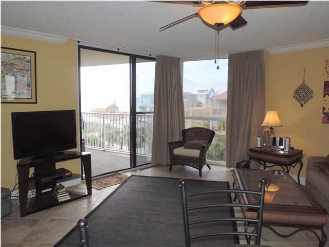 MAINSAIL CONDO PH 4 - Residential