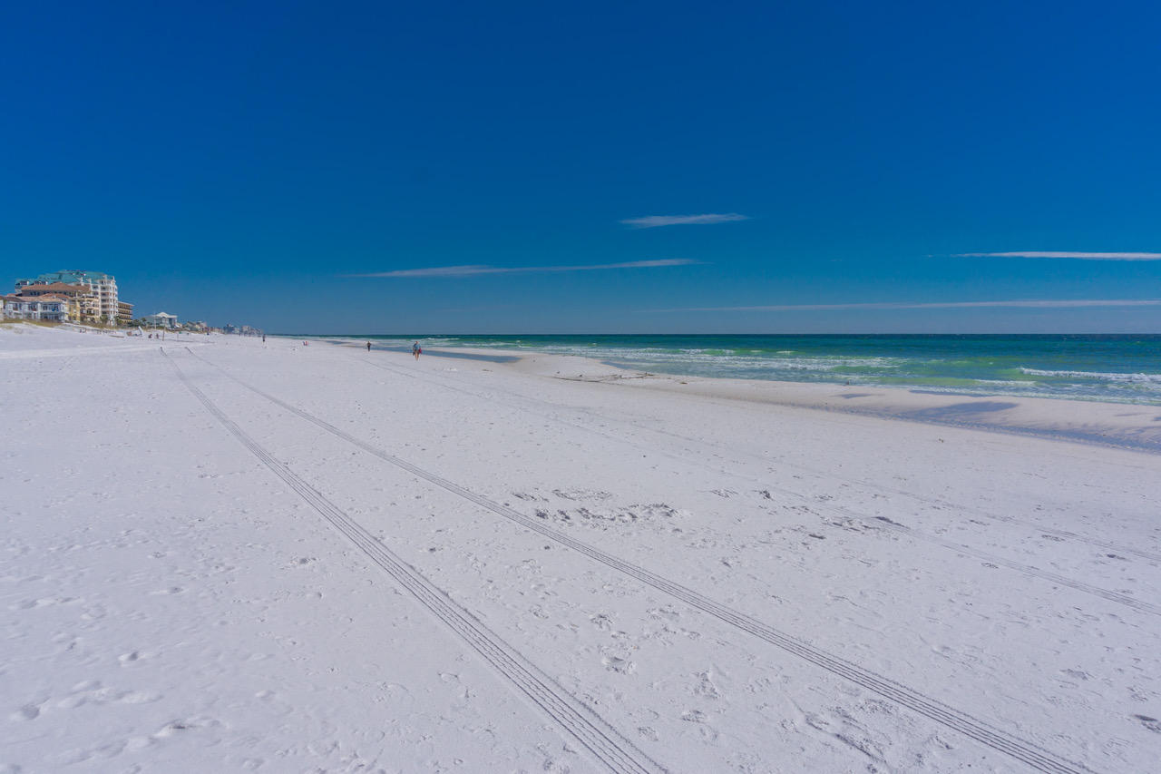 CRYSTAL DUNES CONDO - Residential