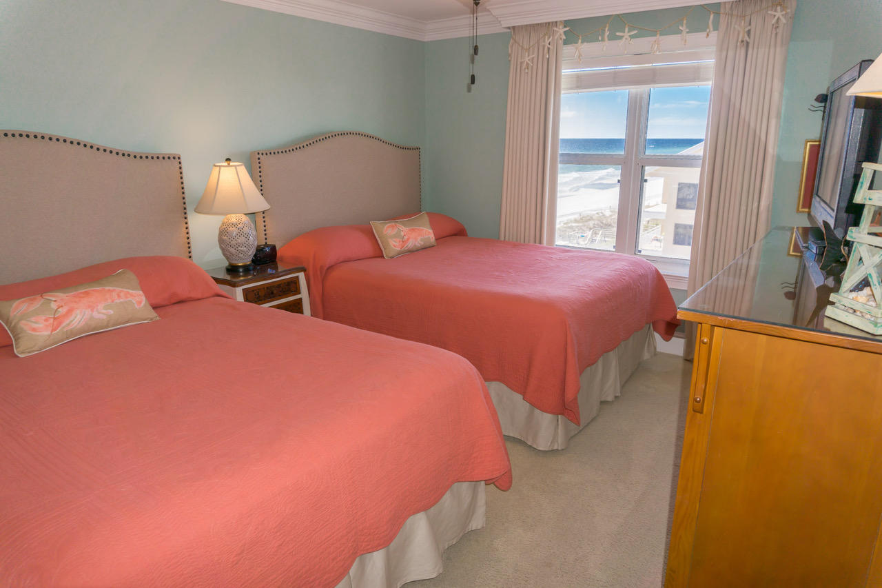 CRYSTAL DUNES CONDO - Residential