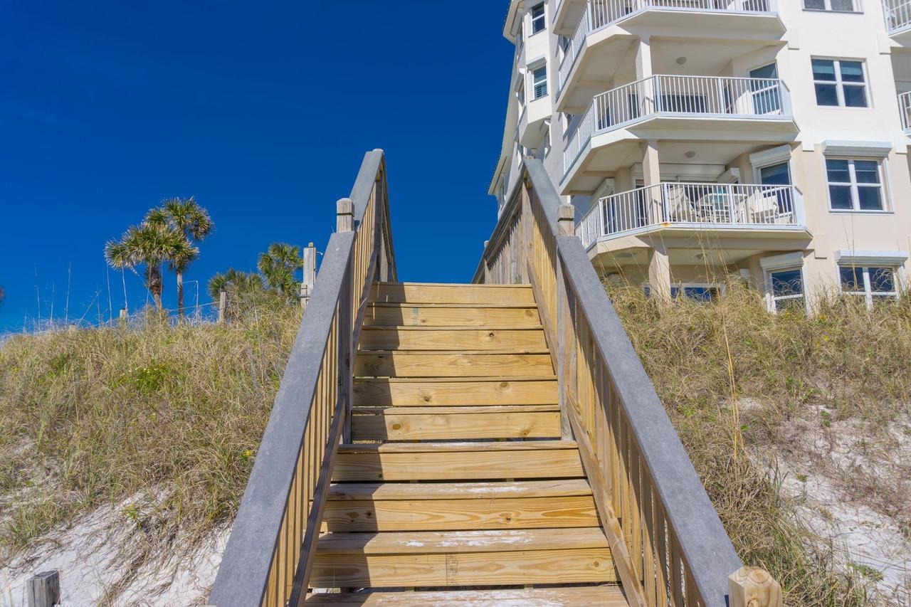 CRYSTAL DUNES CONDO - Residential