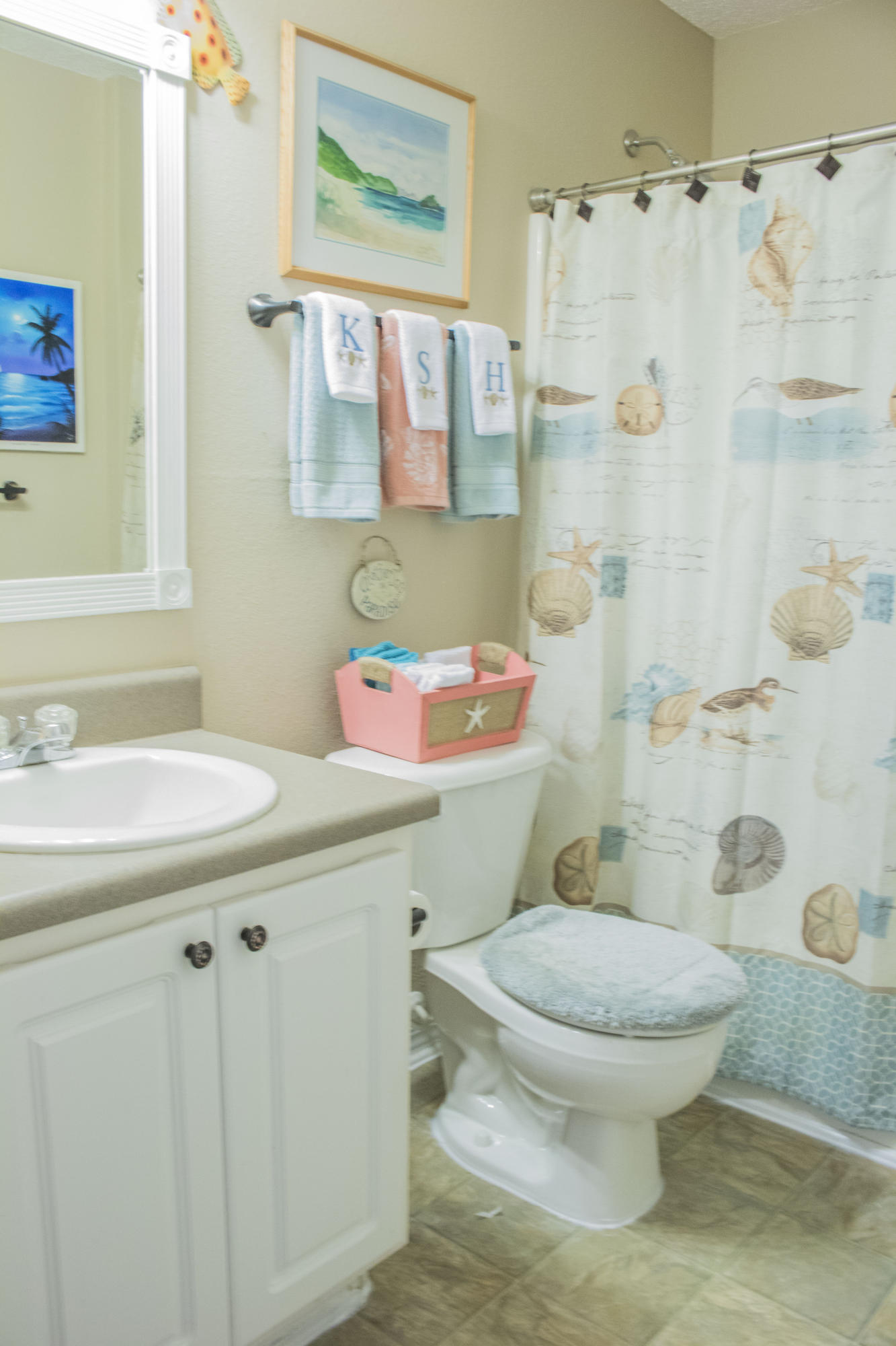 SILVER SPRINGS EST - Residential