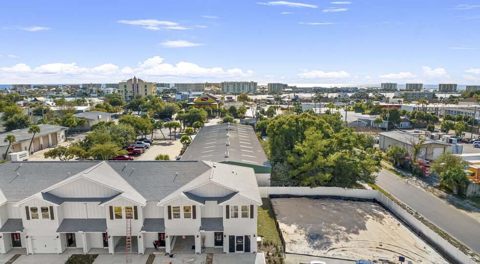 Harbor Place Townhomes - Residential