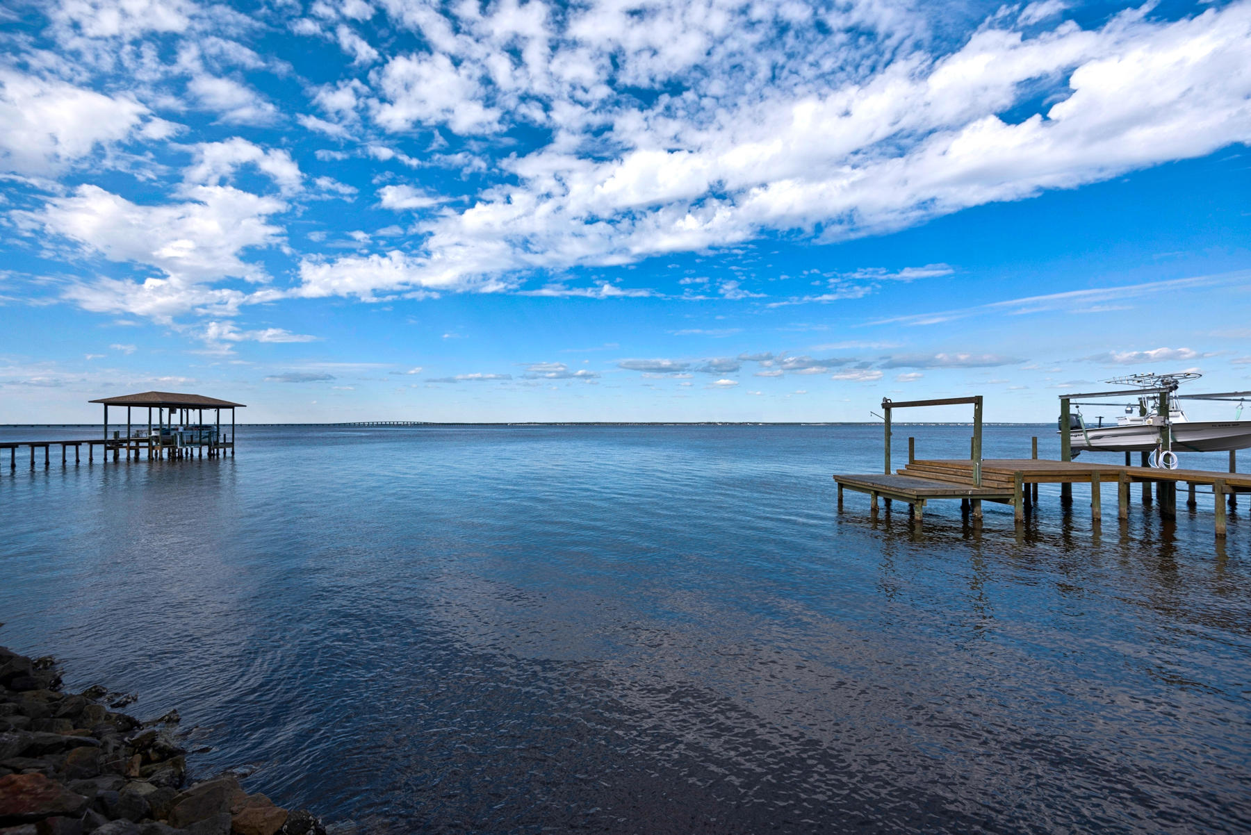 EMERALD BAY WEST - Residential