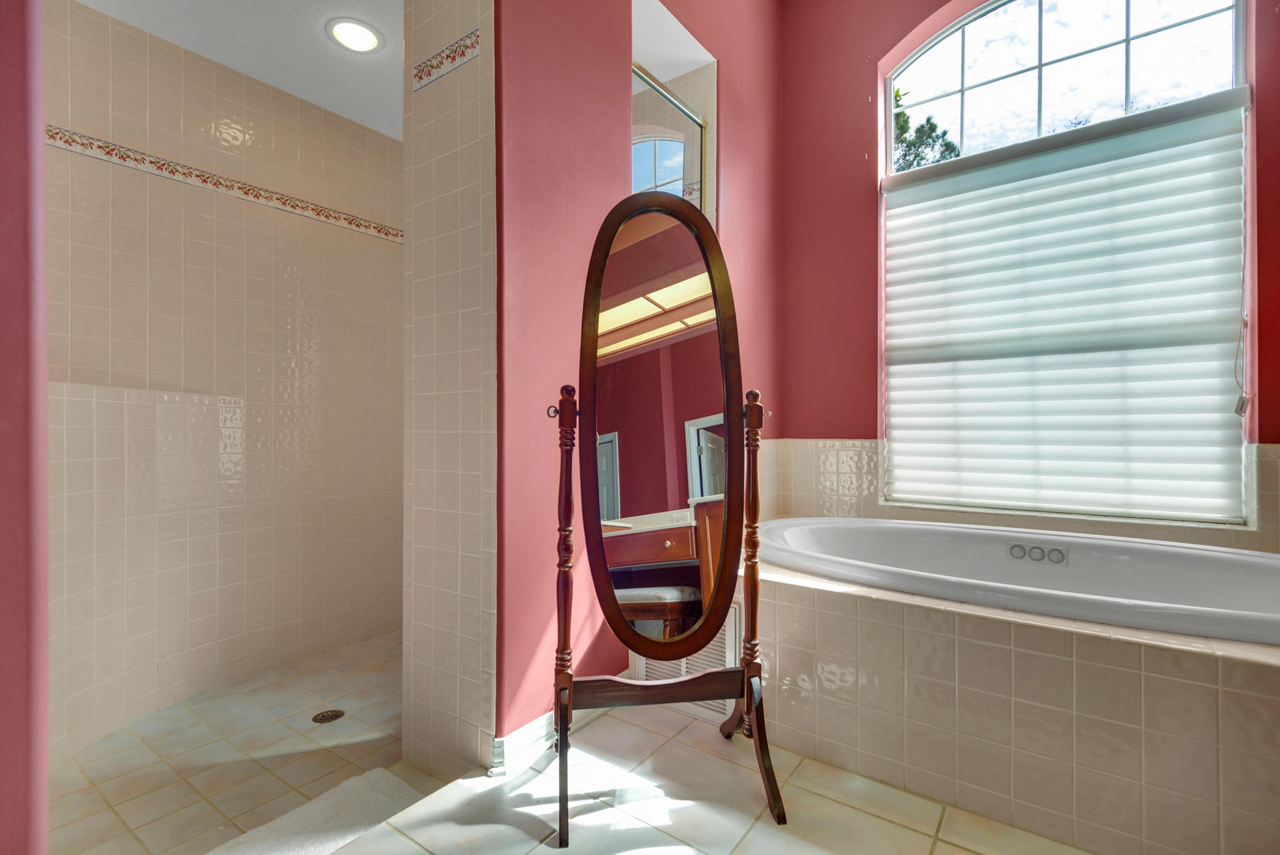 EMERALD BAY WEST - Residential