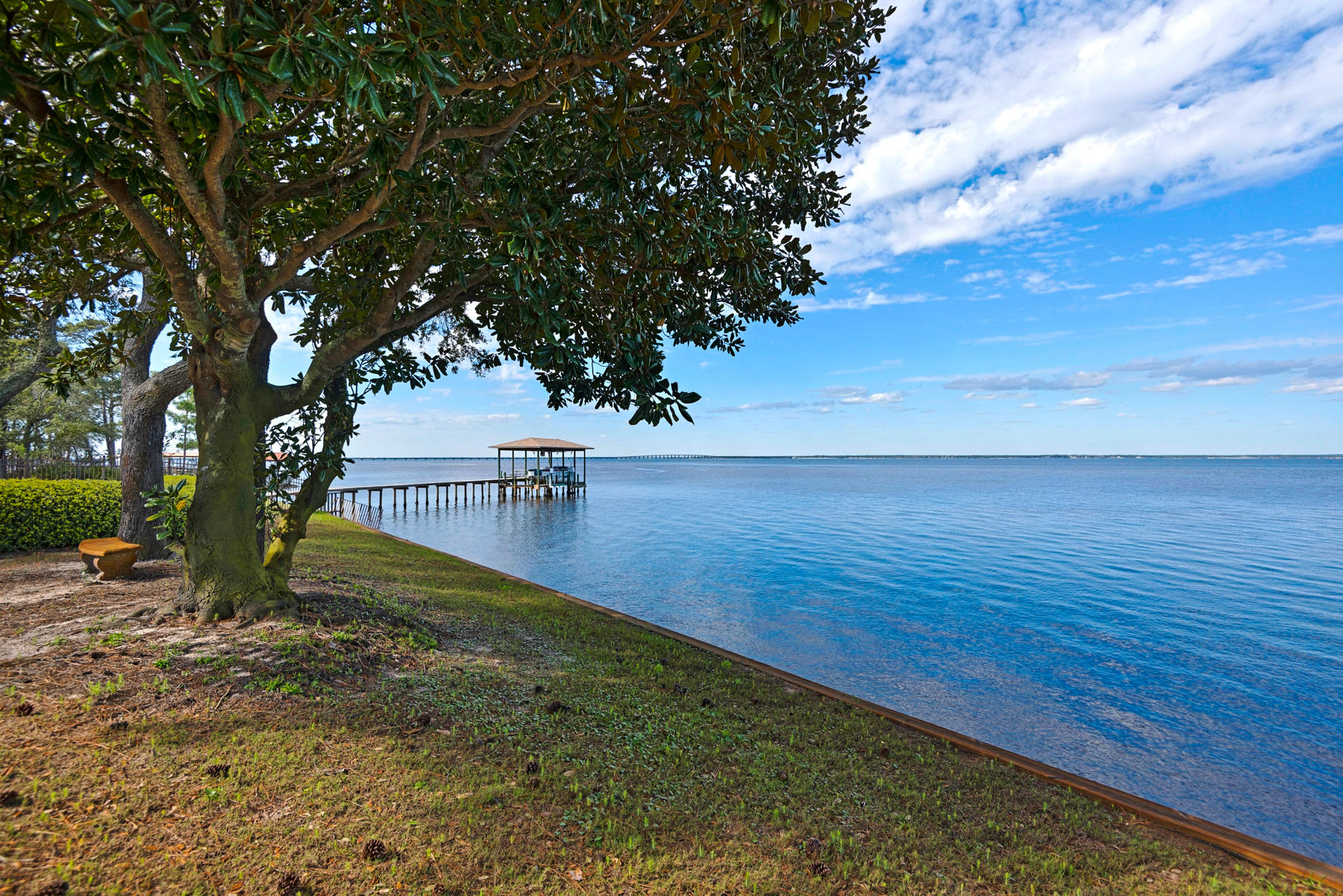 EMERALD BAY WEST - Residential