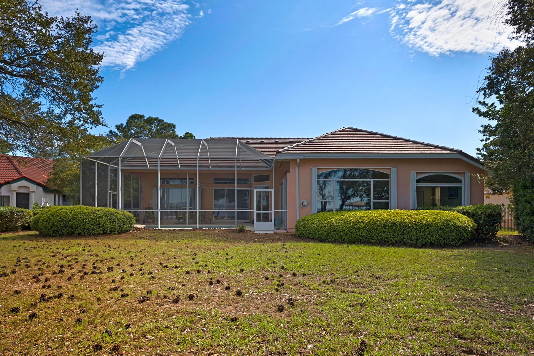 EMERALD BAY WEST - Residential