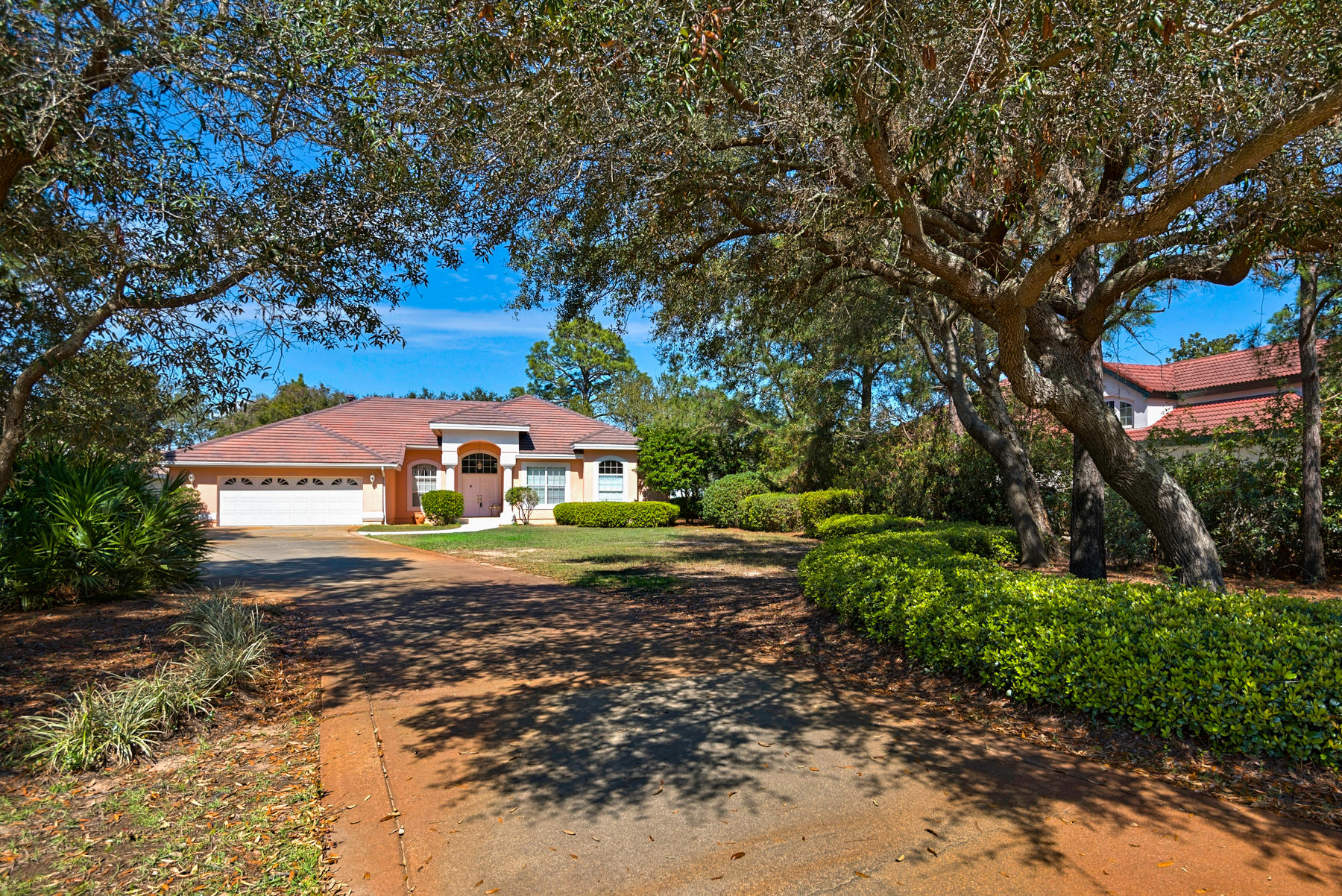EMERALD BAY WEST - Residential