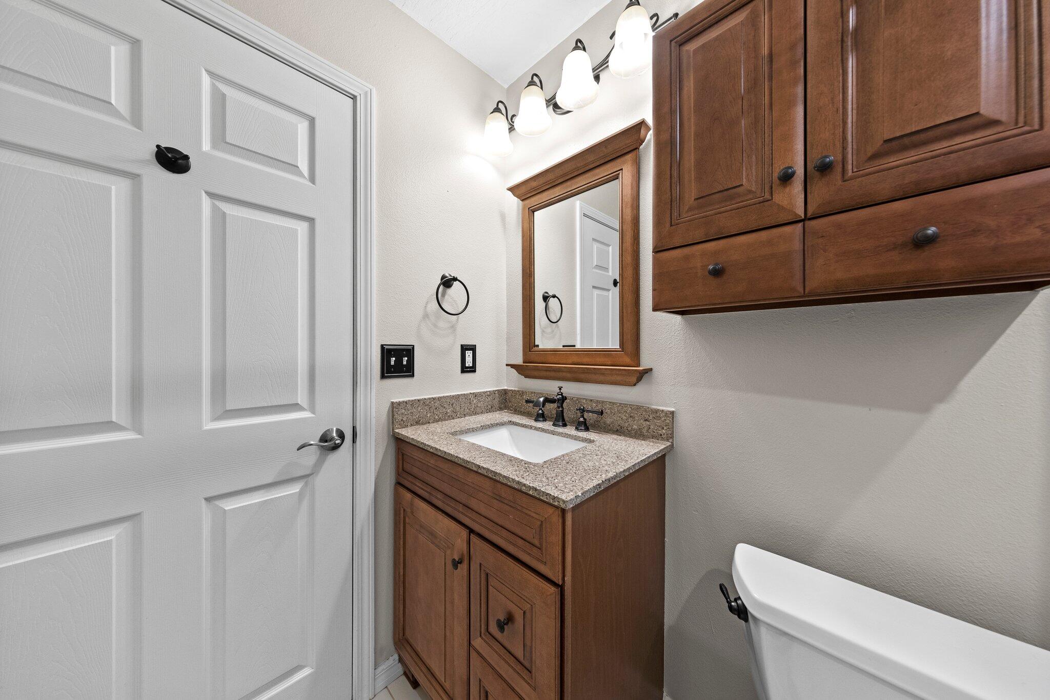 CASA LOMA S/D 1ST ADDN - Residential Lease