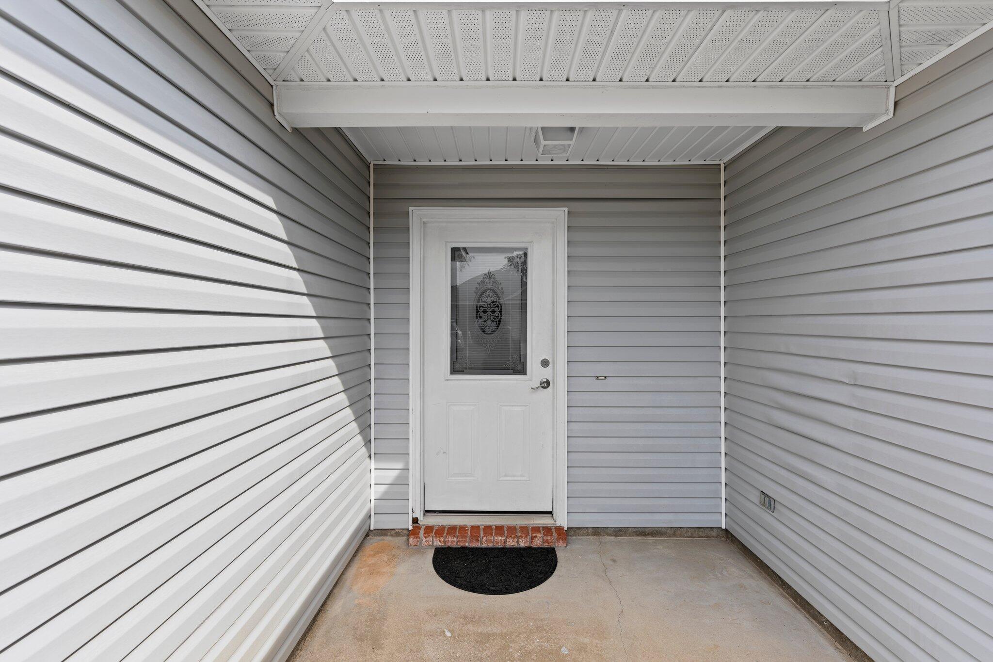 CASA LOMA S/D 1ST ADDN - Residential Lease