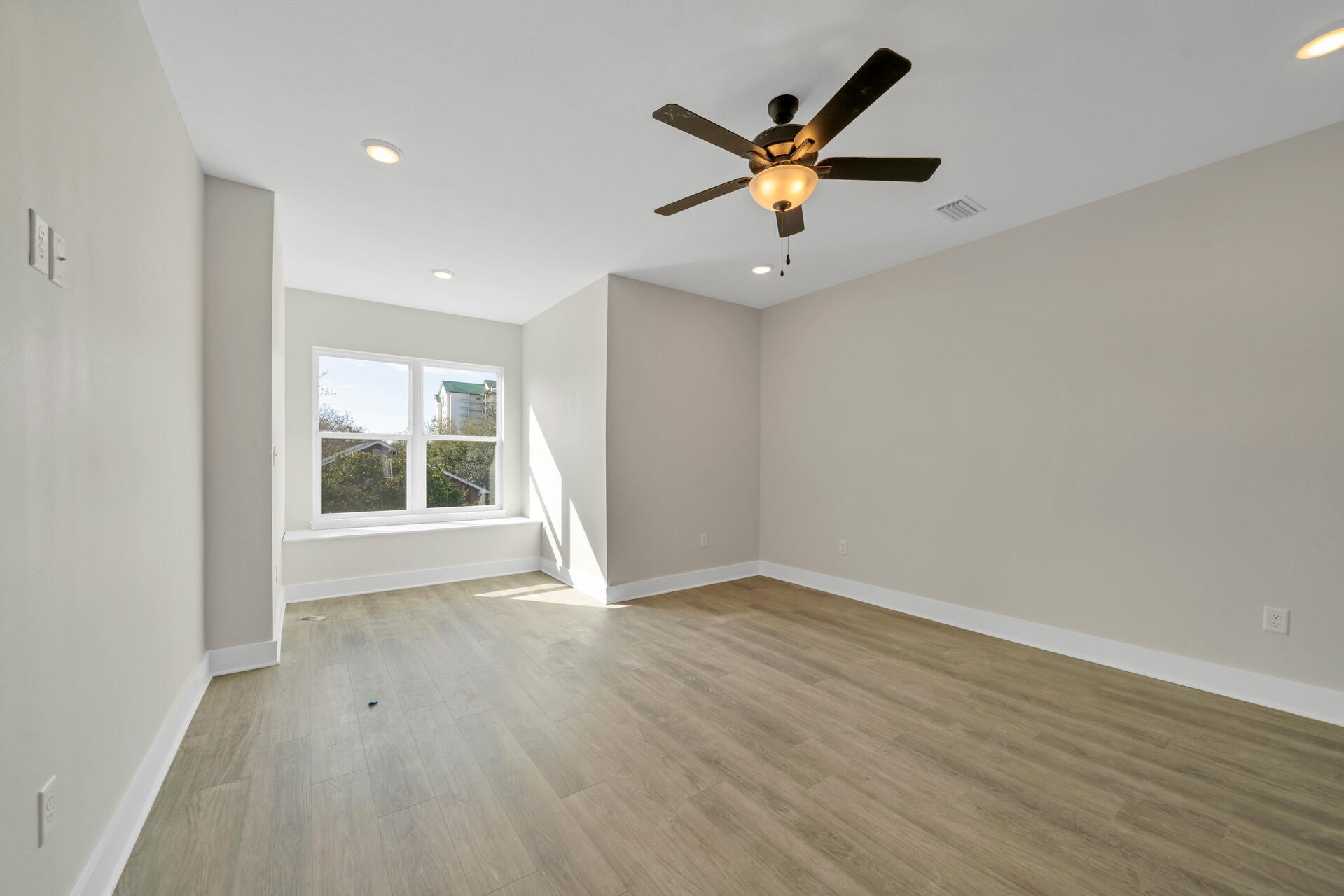 Beach Lofts - Residential