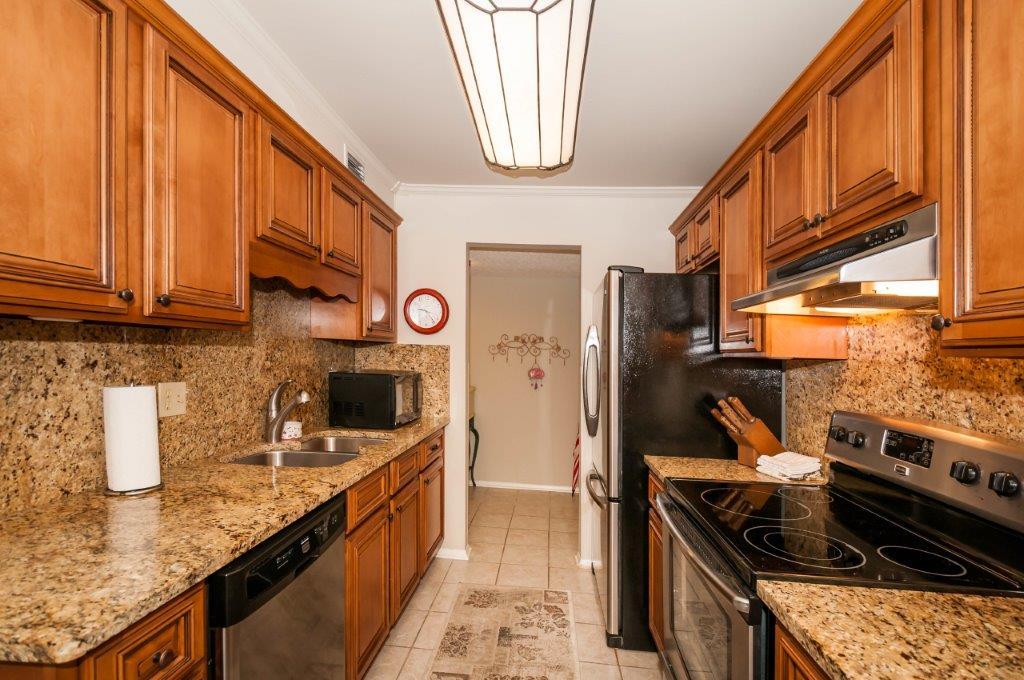 SEASCAPE CONDO GARDEN VILLA - Residential