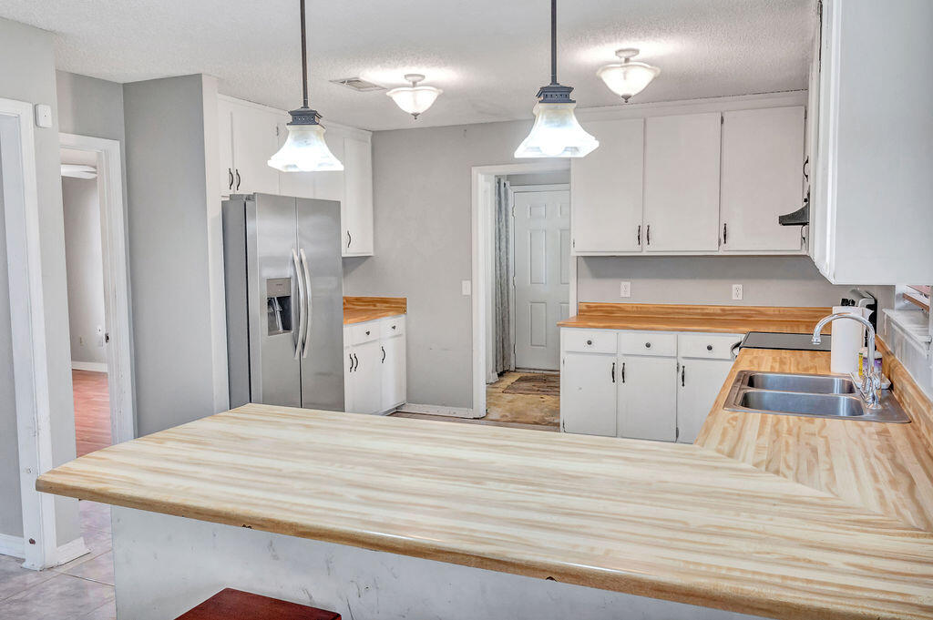 GLENDALE HEIGHTS - Residential