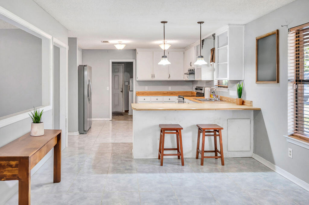 GLENDALE HEIGHTS - Residential