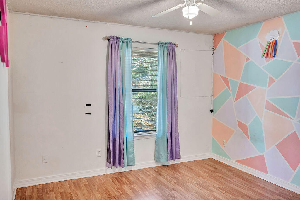 GLENDALE HEIGHTS - Residential