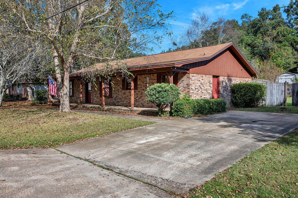 GLENDALE HEIGHTS - Residential