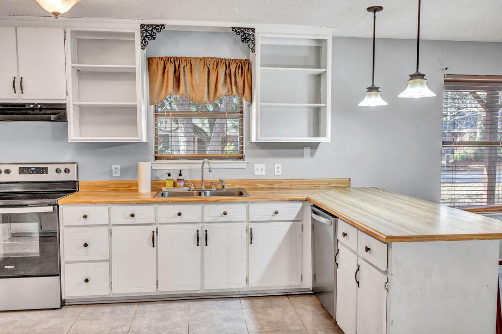 GLENDALE HEIGHTS - Residential