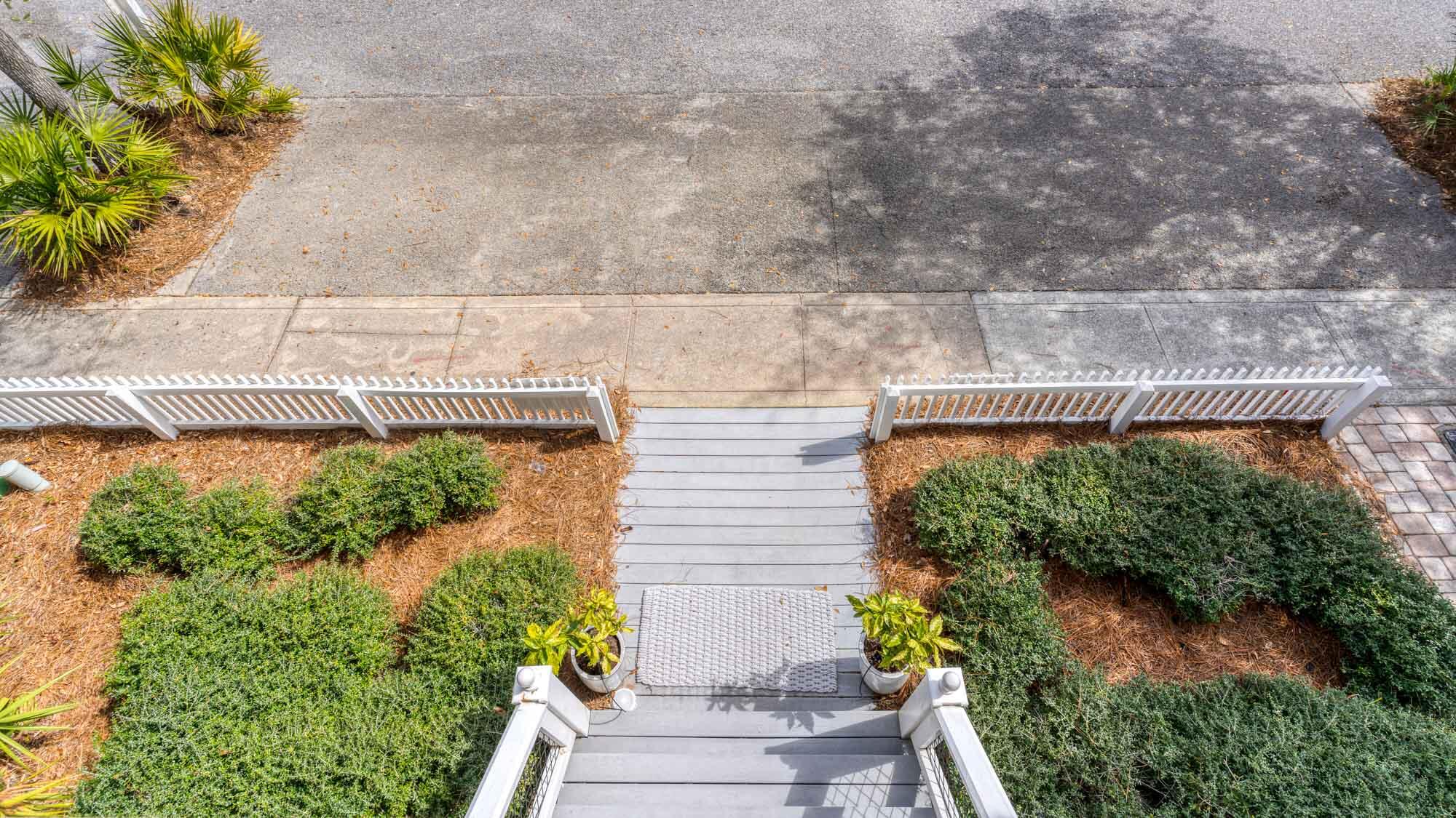 SUMMER'S EDGE - Residential